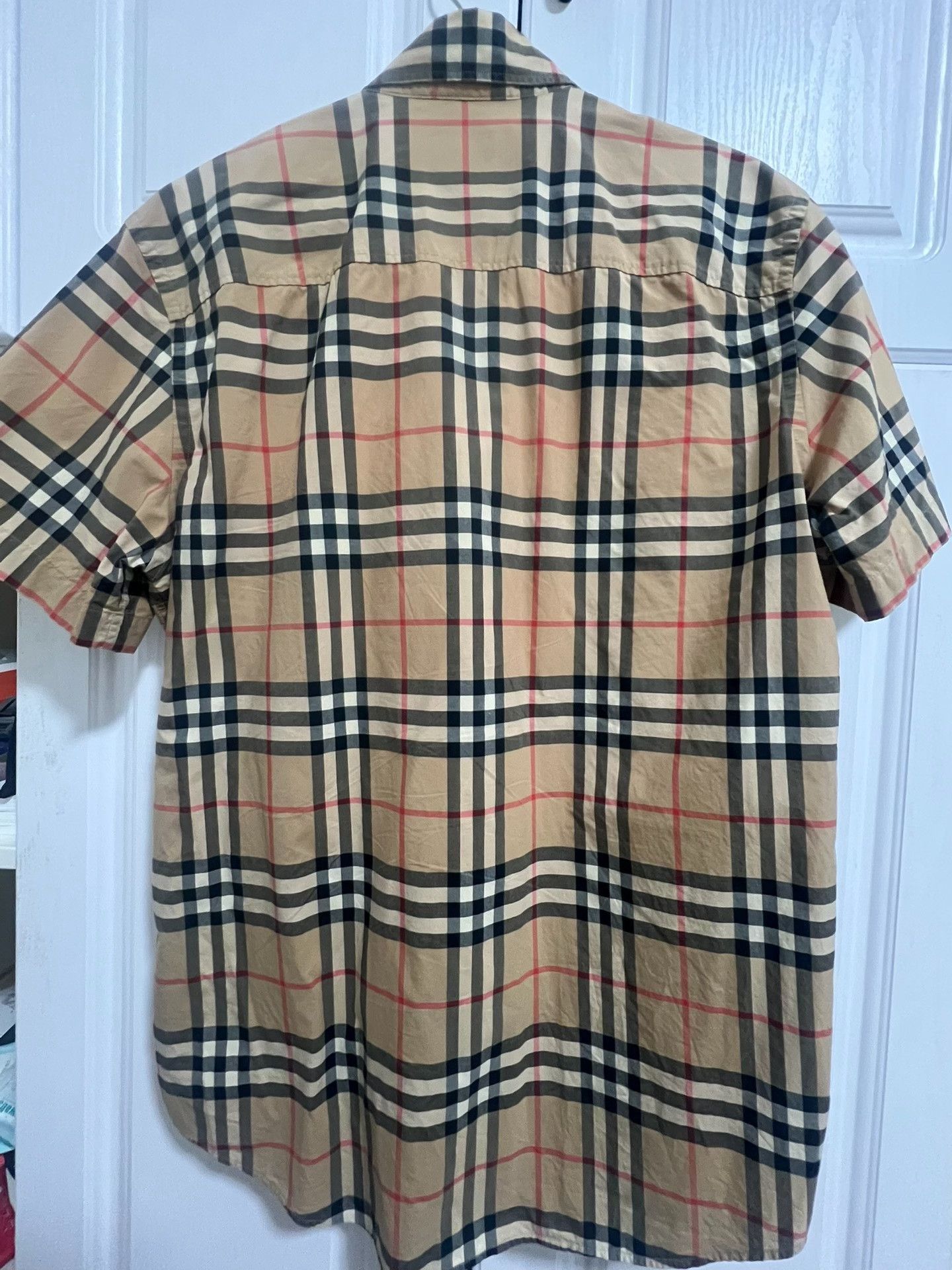 Burberry Burberry Unicorn Graphic Short Sleeve Shirt Size US M / EU 48-50 / 2 - 2 Thumbnail