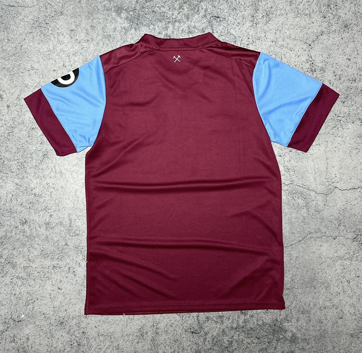 Umbro West Ham Umbro Soccer Home Bubbles Jersey Blokcore Size US M / EU 48-50 / 2 - 7 Thumbnail