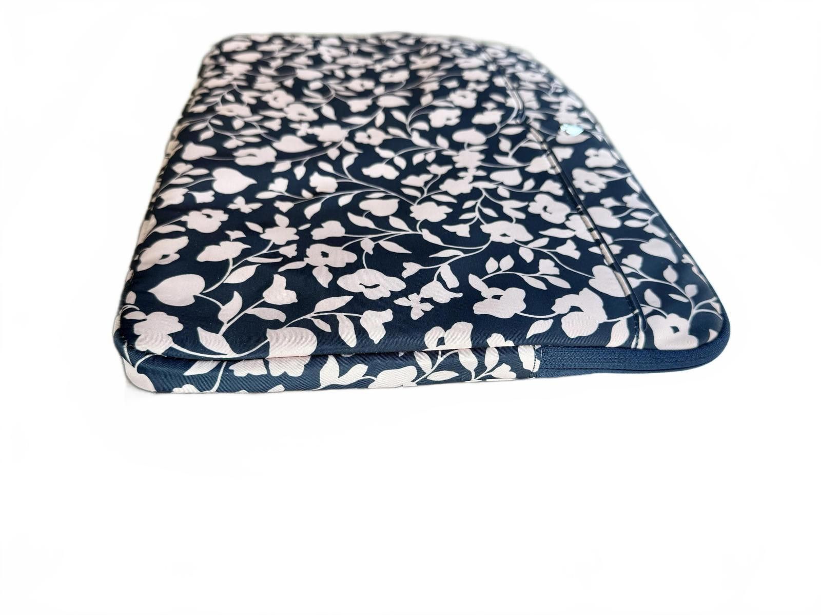 Other Kate Spade Black & White Floral Padded Laptop Case Sleeve Size ONE SIZE - 3 Thumbnail
