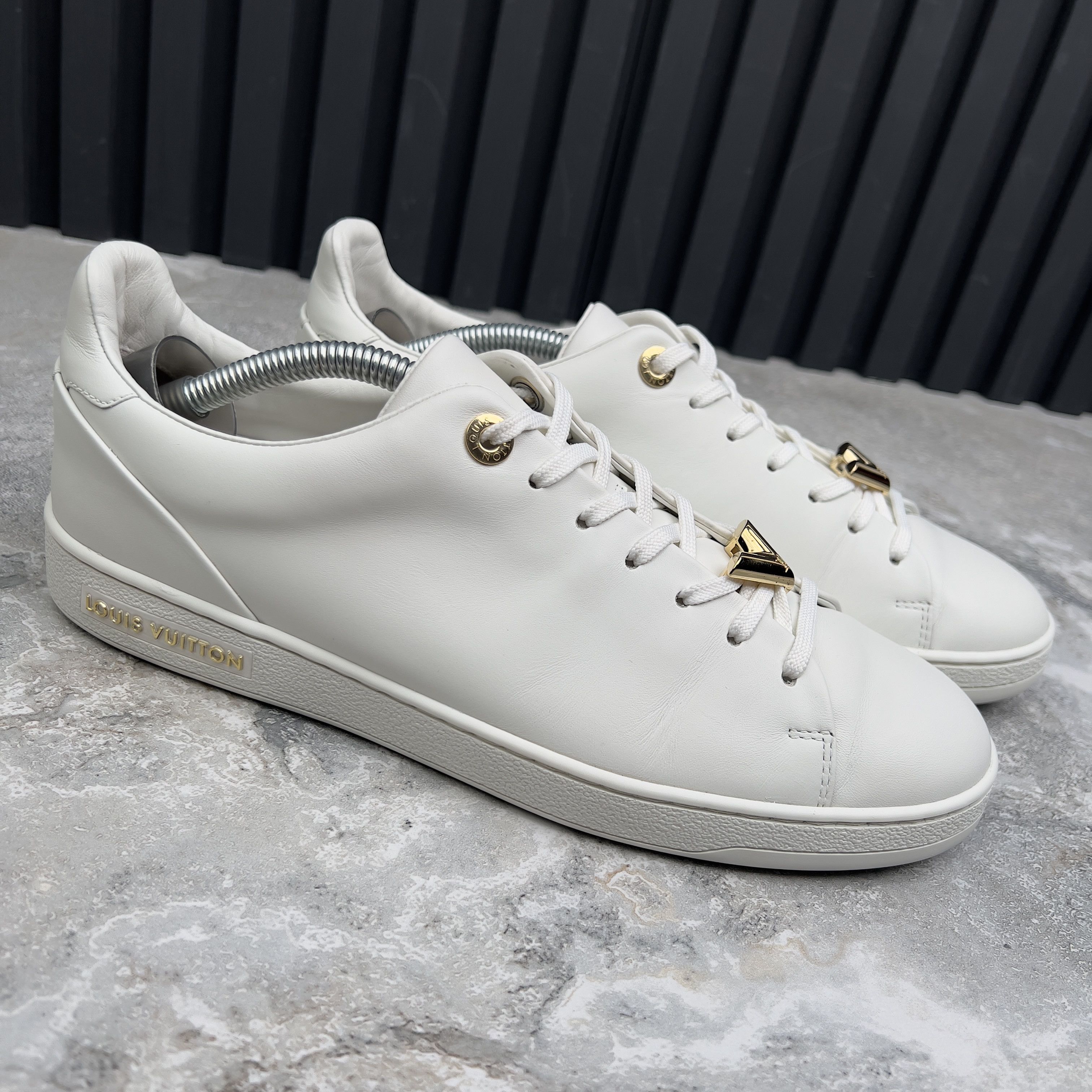 Louis Vuitton Louis Vuitton Frontrow Logo Low Top Sneakers Leather Size US 8.5 / IT 38.5 - 3 Thumbnail