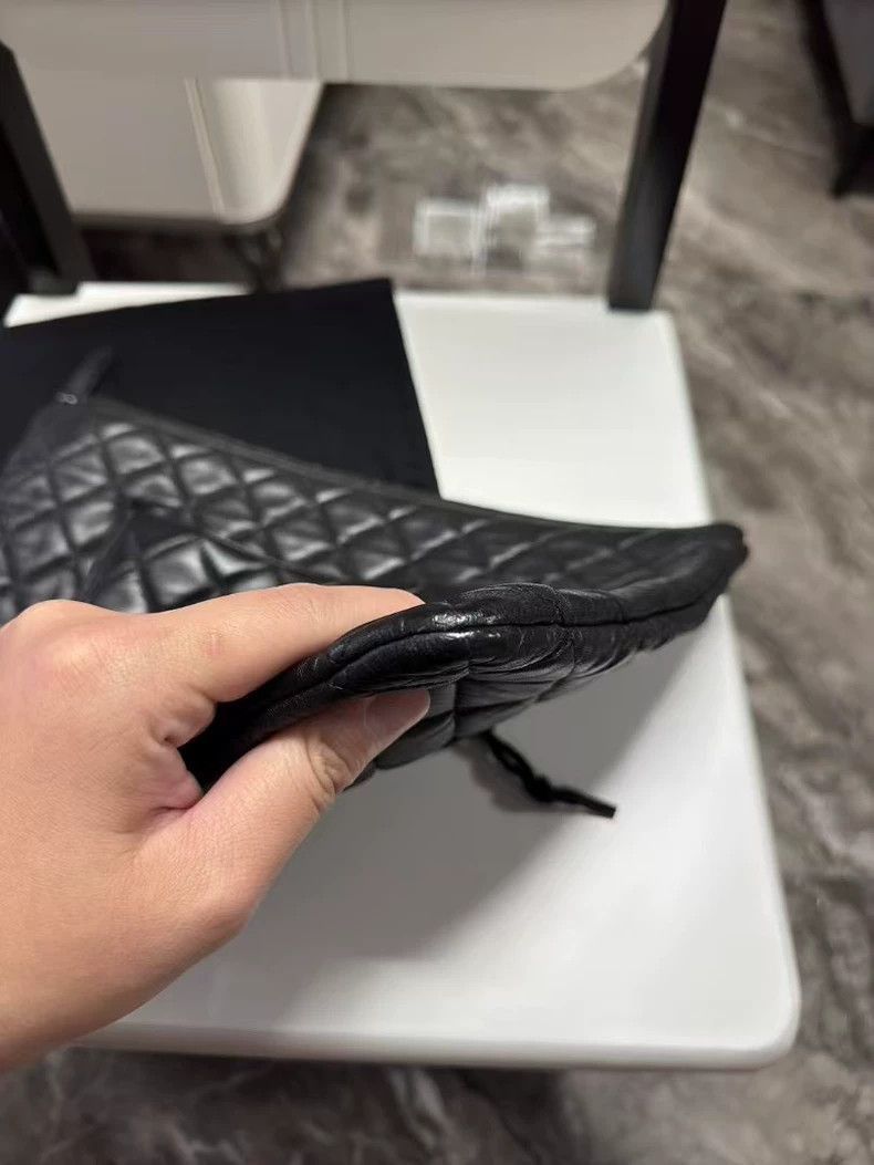 Chanel Chanel Black Lambskin Clutch Bag -2505 Size ONE SIZE - 4 Thumbnail