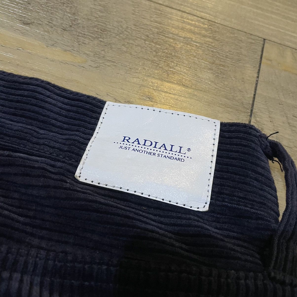 Japanese Brand Radiall corduroy short pant Size US 34 / EU 50 - 4 Thumbnail