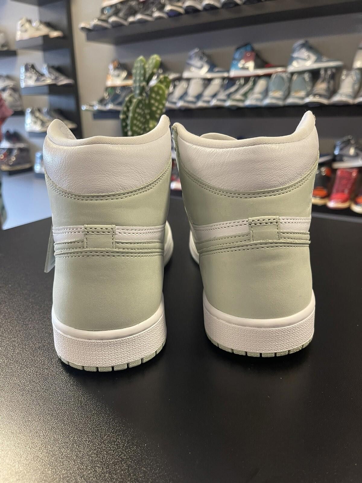 Jordan Brand Size 10.5w - Jordan 1 Retro High OG Seafoam 2021 CD0461-002 Size US 10.5 / IT 40.5 - 4 Thumbnail