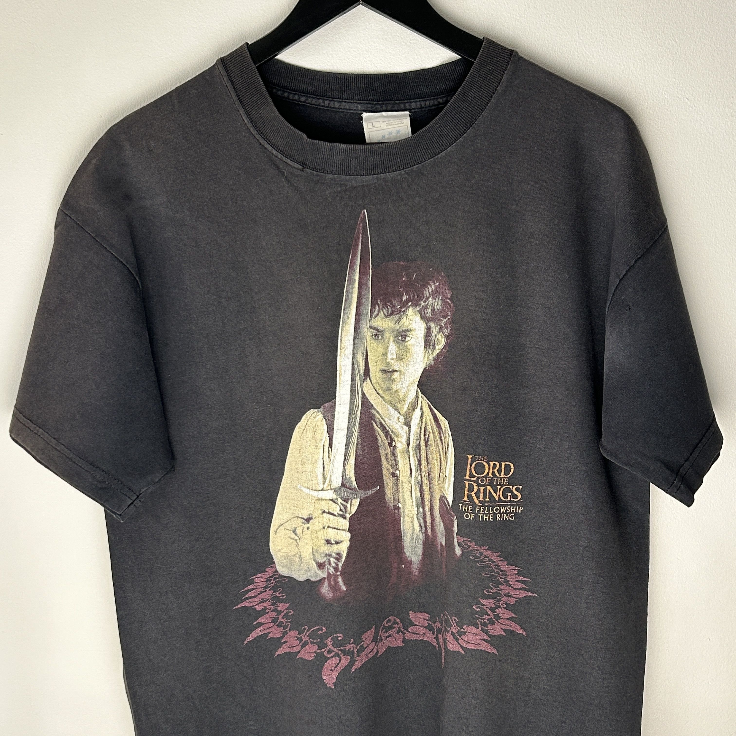 Vintage Vintage The Lord Of The Rings Frodo 2001 Movie T-shirt Size US L / EU 52-54 / 3 - 3 Thumbnail