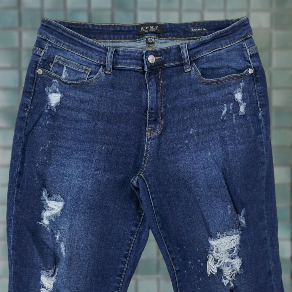 Judy Blue Jeans Women 13/31 Boyfriend Fit Mid Rise Med Wash Distressed Ladies Jeans Boyfriend Style Womens -