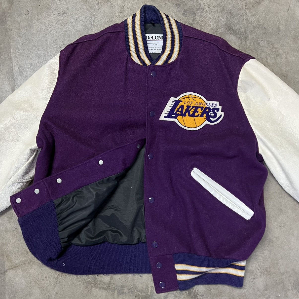 NBA × Vintage Vintage 80’s NBA Los Angeles Lakers 🇺🇸 Delong Varsity Jacket Size US XL / EU 56 / 4 - 3 Thumbnail