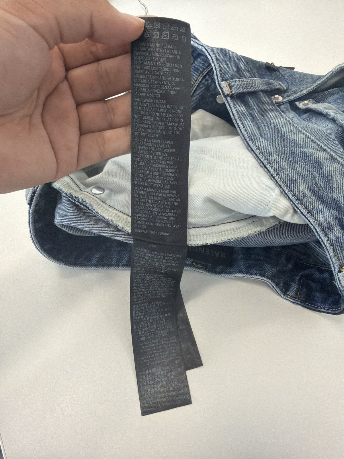 Balenciaga Balenciaga Graffiti Jeans Size US 32 / EU 48 - 11 Thumbnail