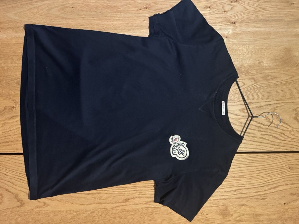 Moncler Moncler T-Shirt Size US S / EU 44-46 / 1 - 1 Thumbnail