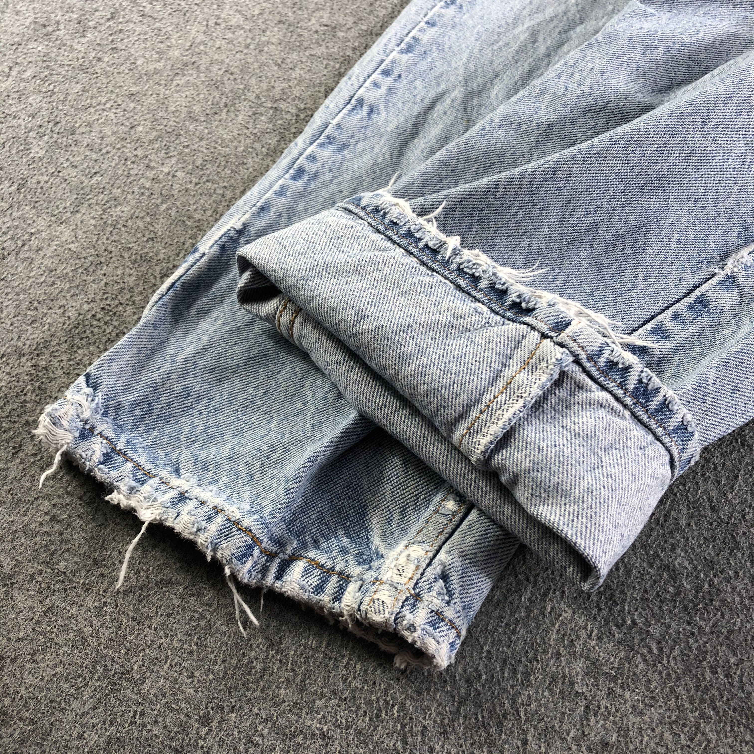 Levi's Vintage Light Wash Levis 505 Jeans-J3698 Size US 33 - 7 Thumbnail