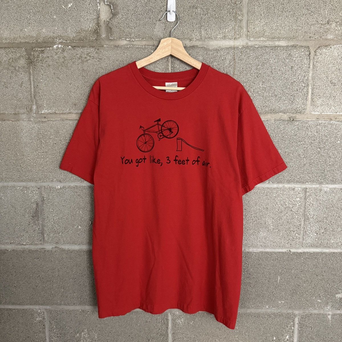 Other Vintage Cygnus Feet Of Air Cycling Red Tee Mens Large Size US L / EU 52-54 / 3 - 1 Thumbnail