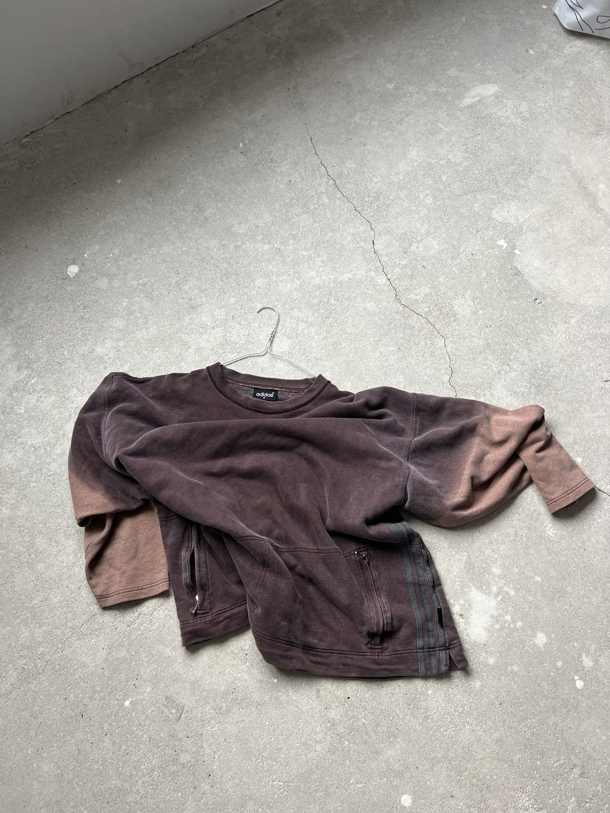 Adidas 80s Vintage Adidas Brown Faded Sweatshirt Size US M / EU 48-50 / 2 - 18 Thumbnail