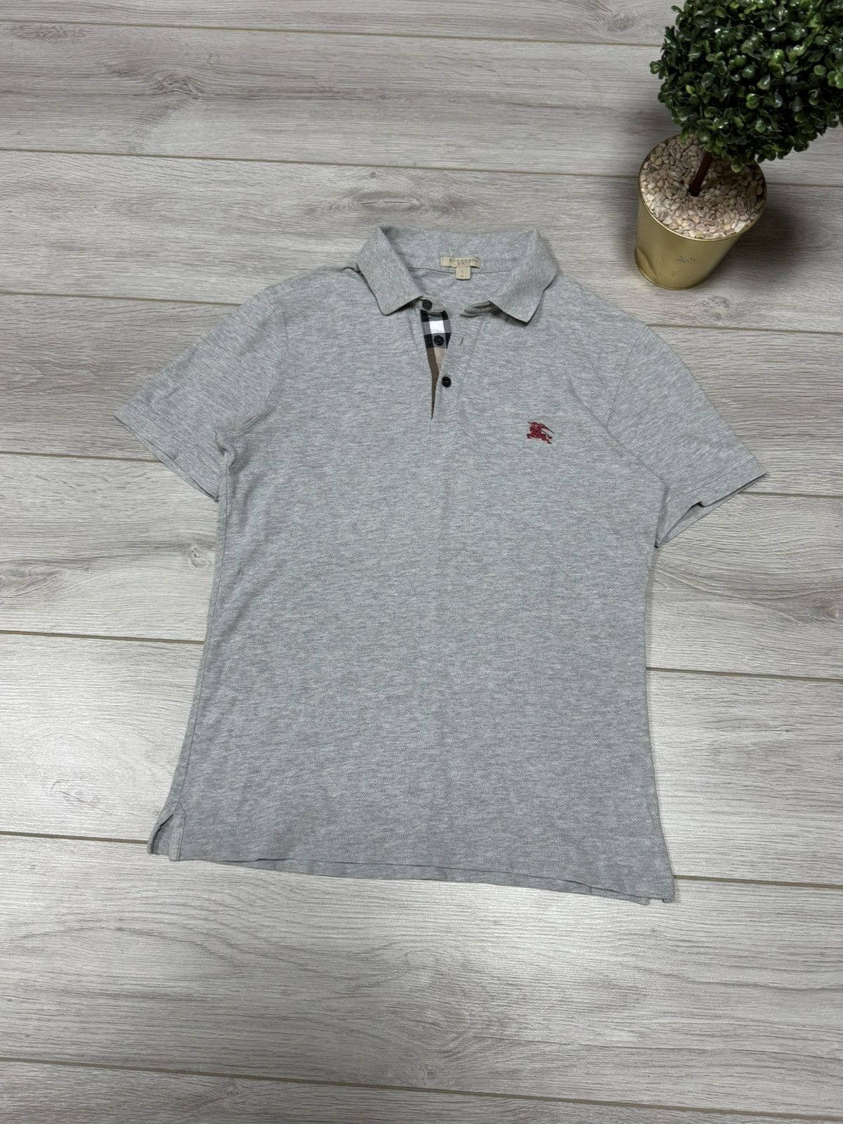 Burberry nova check collar polo buttons shirt