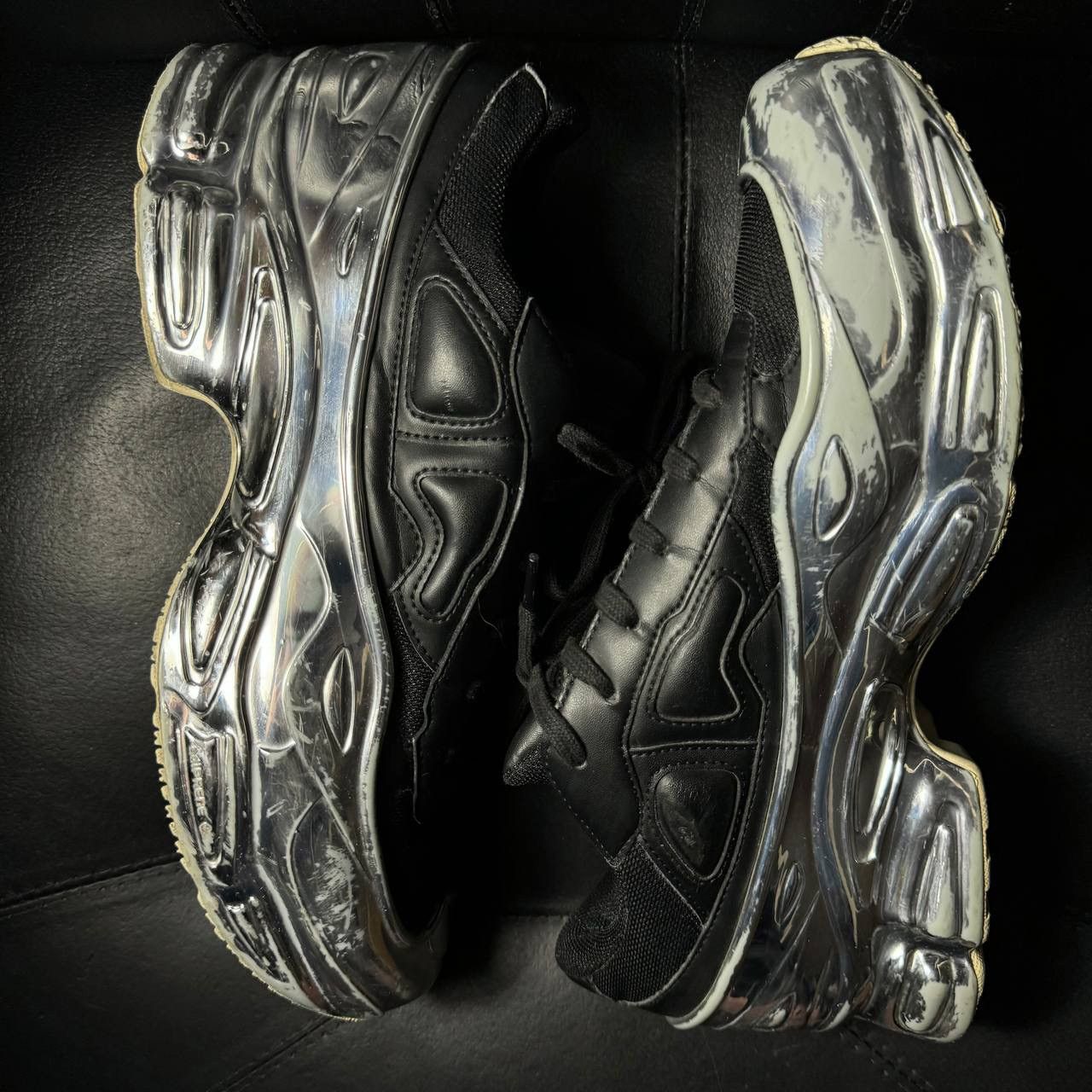 Adidas × Raf Simons adidas raf simons ozweego metallic Size US 10 / EU 43 - 4 Thumbnail