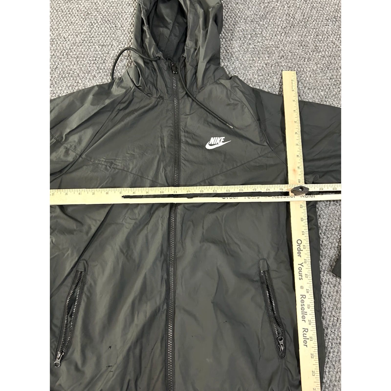 Nike Nike windbreaker jacket Mens M black lightweight hooded zip pockets Size US M / EU 48-50 / 2 - 5 Thumbnail