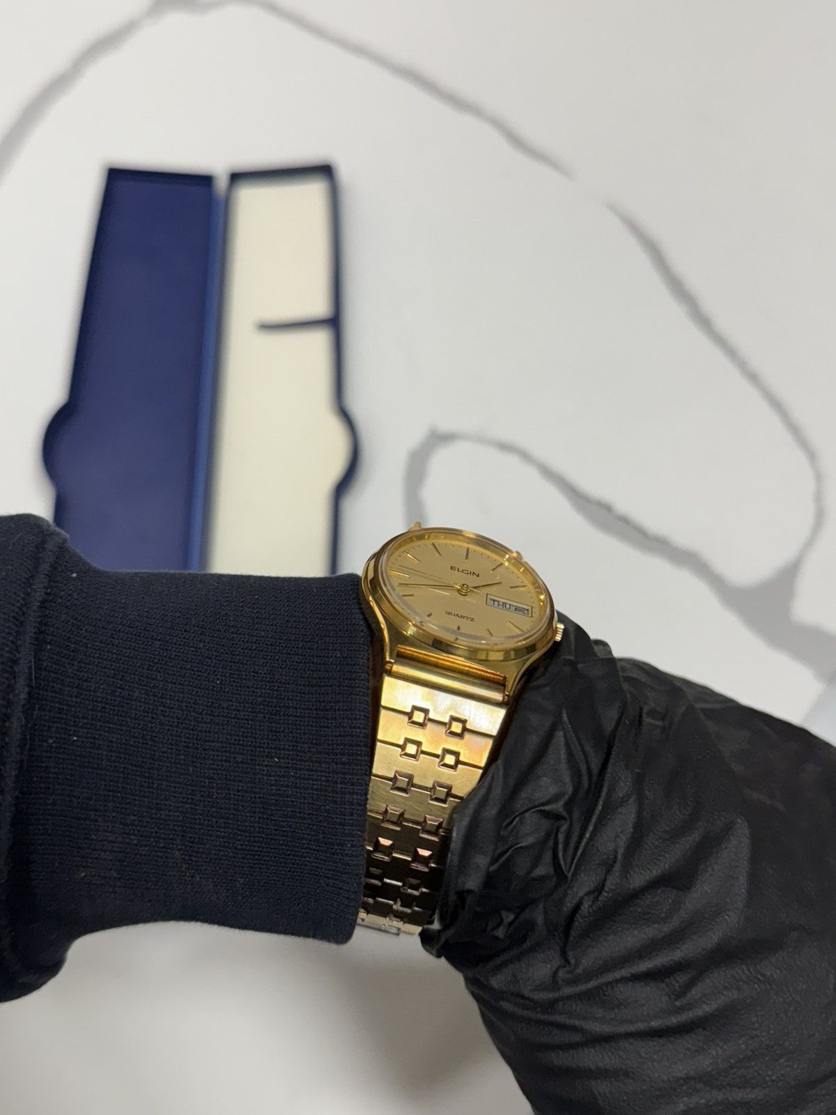 Other Vintage Elgin Day/Date Gold Tone Quartz Watch Size 34 - 20 Thumbnail