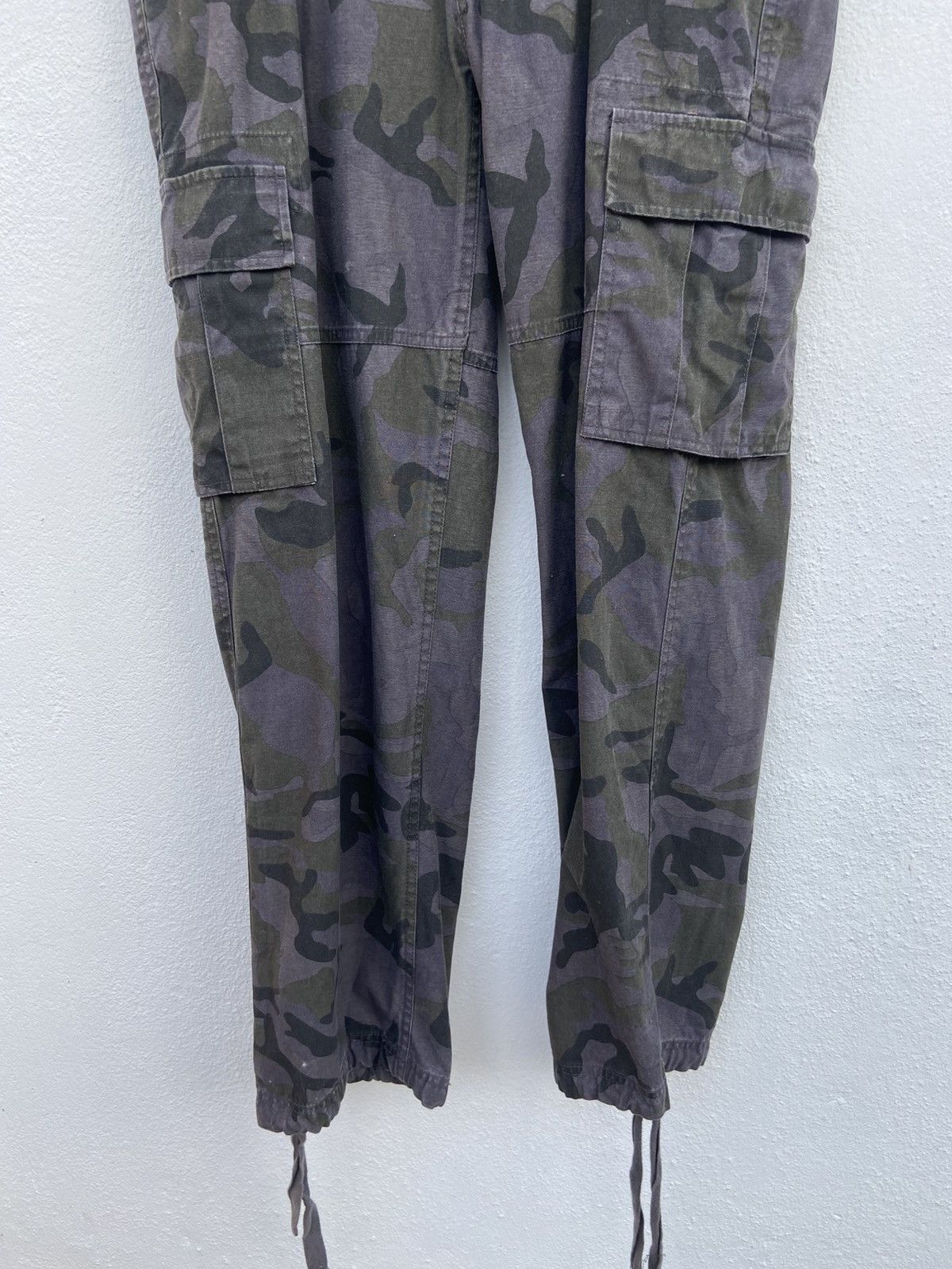 Japanese Brand Camo flauge cargo pants military Size US 31 - 6 Thumbnail