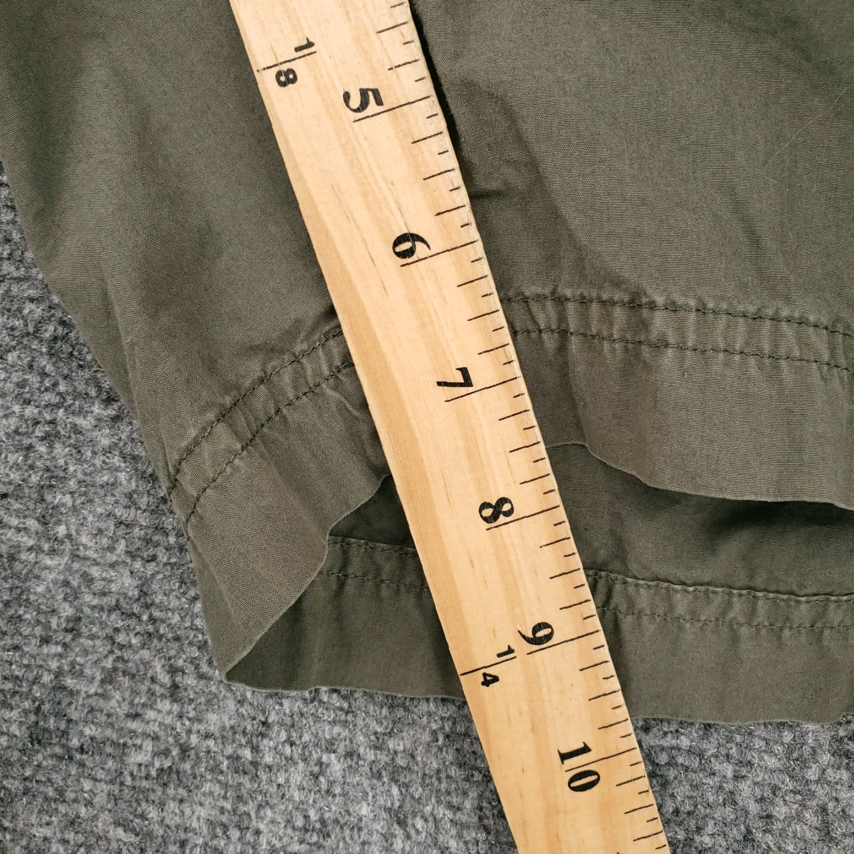 Vintage Columbia Shorts Womens 16 Green Mid Rise Cargo Flat Front Zip Fly Casual Outdoor Size 38" / US 16 / IT 52 - 5 Thumbnail