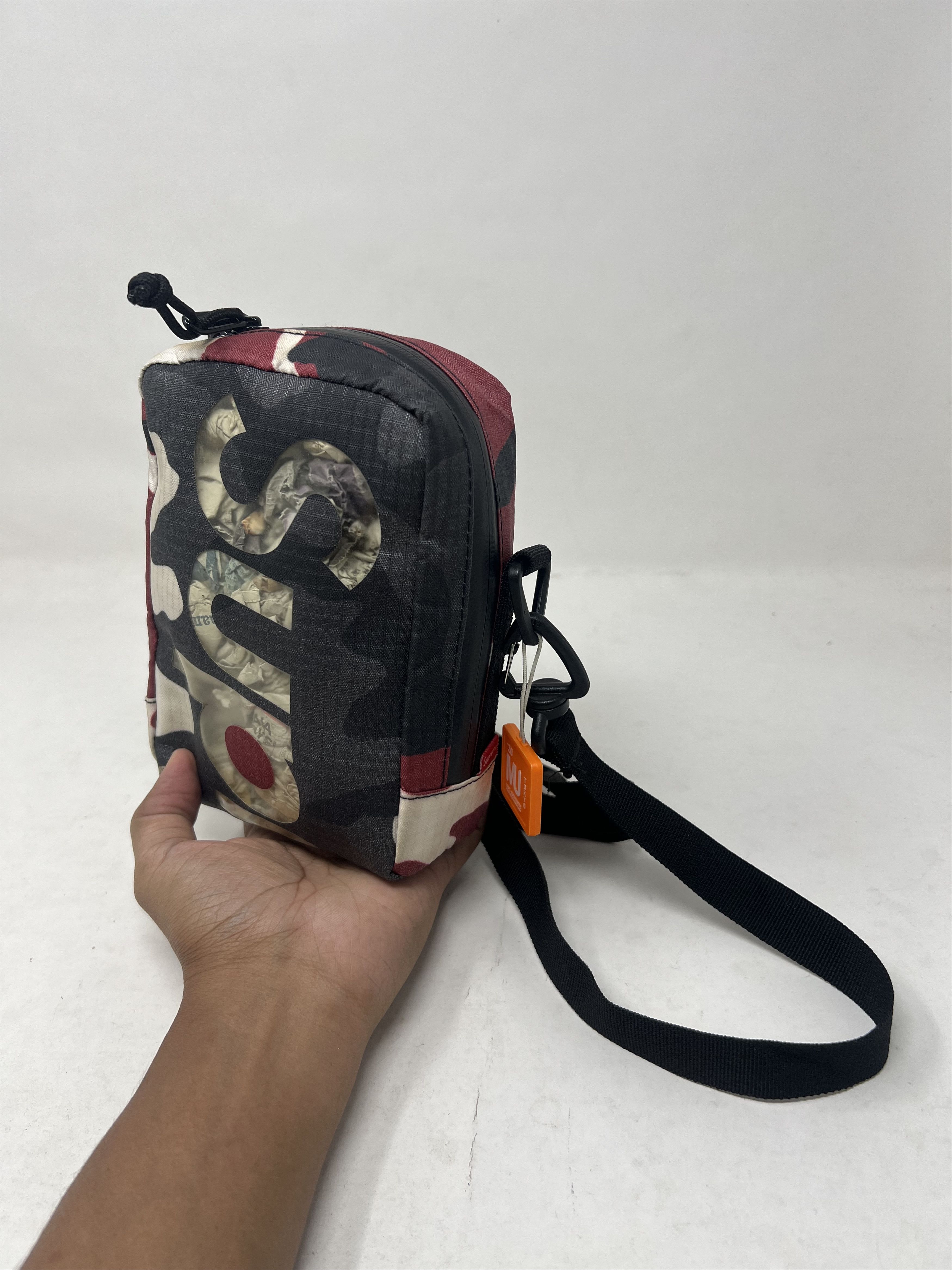 Supreme Supreme Neck Pouch Camo Size ONE SIZE - 2 Thumbnail