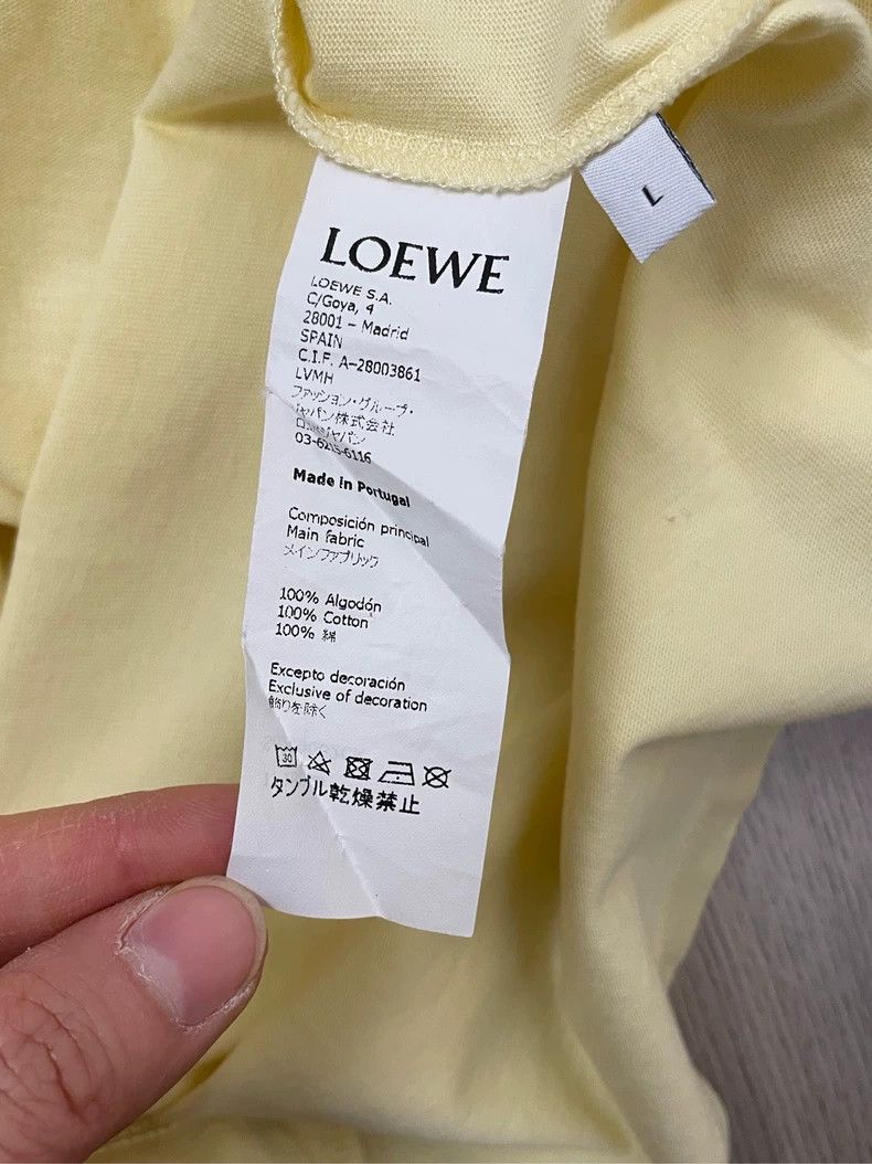 Loewe loewe Yellow-on-black embroidered small logo irregular hem Size US L / EU 52-54 / 3 - 6 Thumbnail