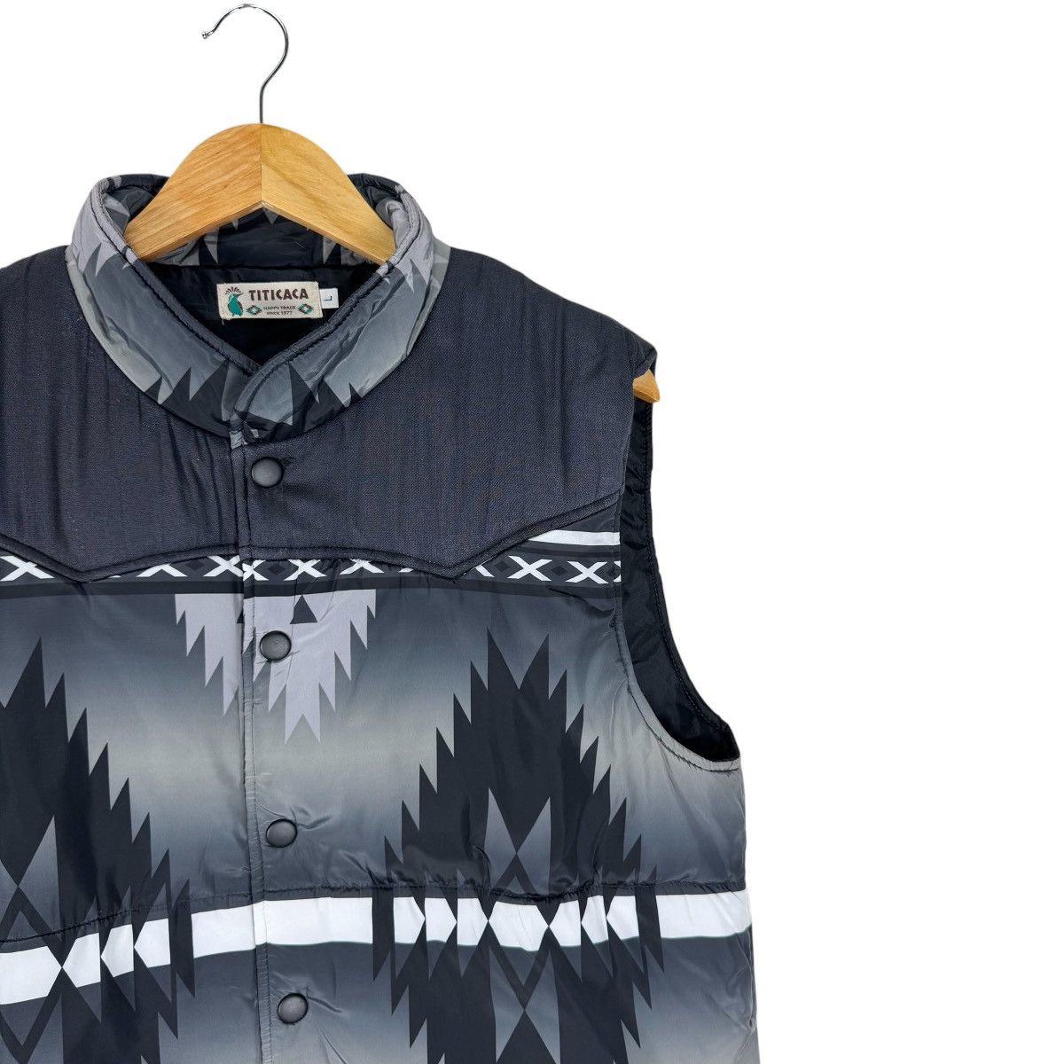 Native ☀️TITICACA NATIVE AZTEC LIGHT PUFFER VEST Size US M / EU 48-50 / 2 - 3 Thumbnail