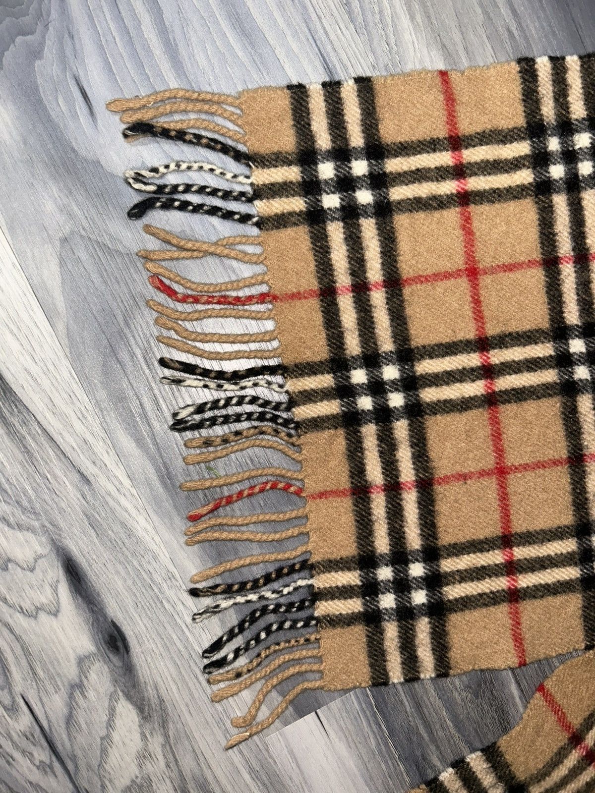 Burberry Vintage Burberry Nova Check Lambswool Scarf Size ONE SIZE - 7 Thumbnail