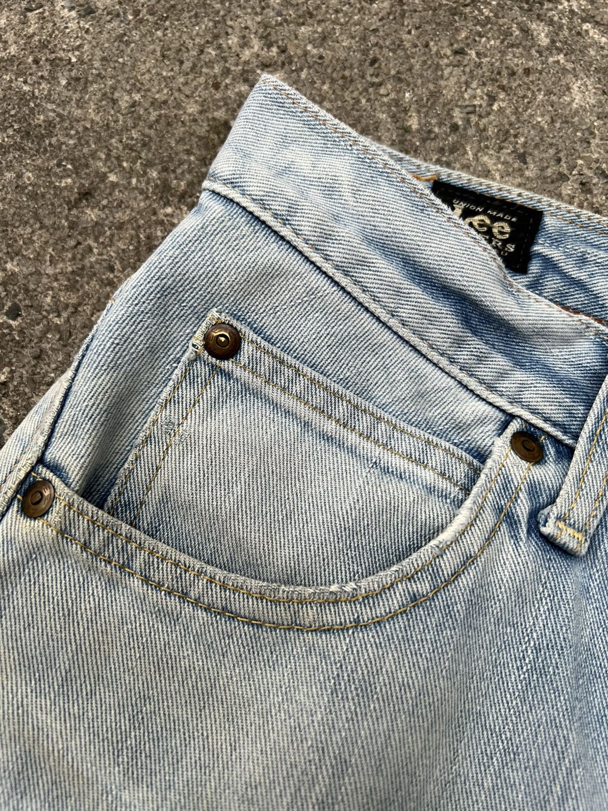 Japanese Brand Vintage 90’s Lee Riders Sanforized Selvedge Faded Jean Size US 30 / EU 46 - 12 Thumbnail