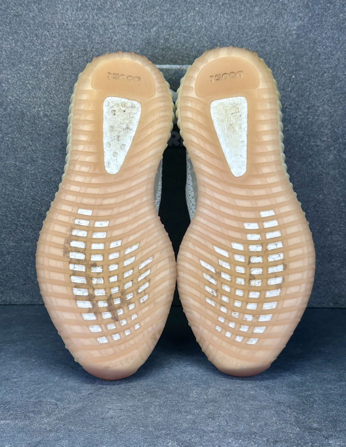 Adidas adidas Yeezy Boost 350 V2 Citrin Non-Reflective FW3042 Sz 12 Size US 12 / EU 45 - 5 Thumbnail