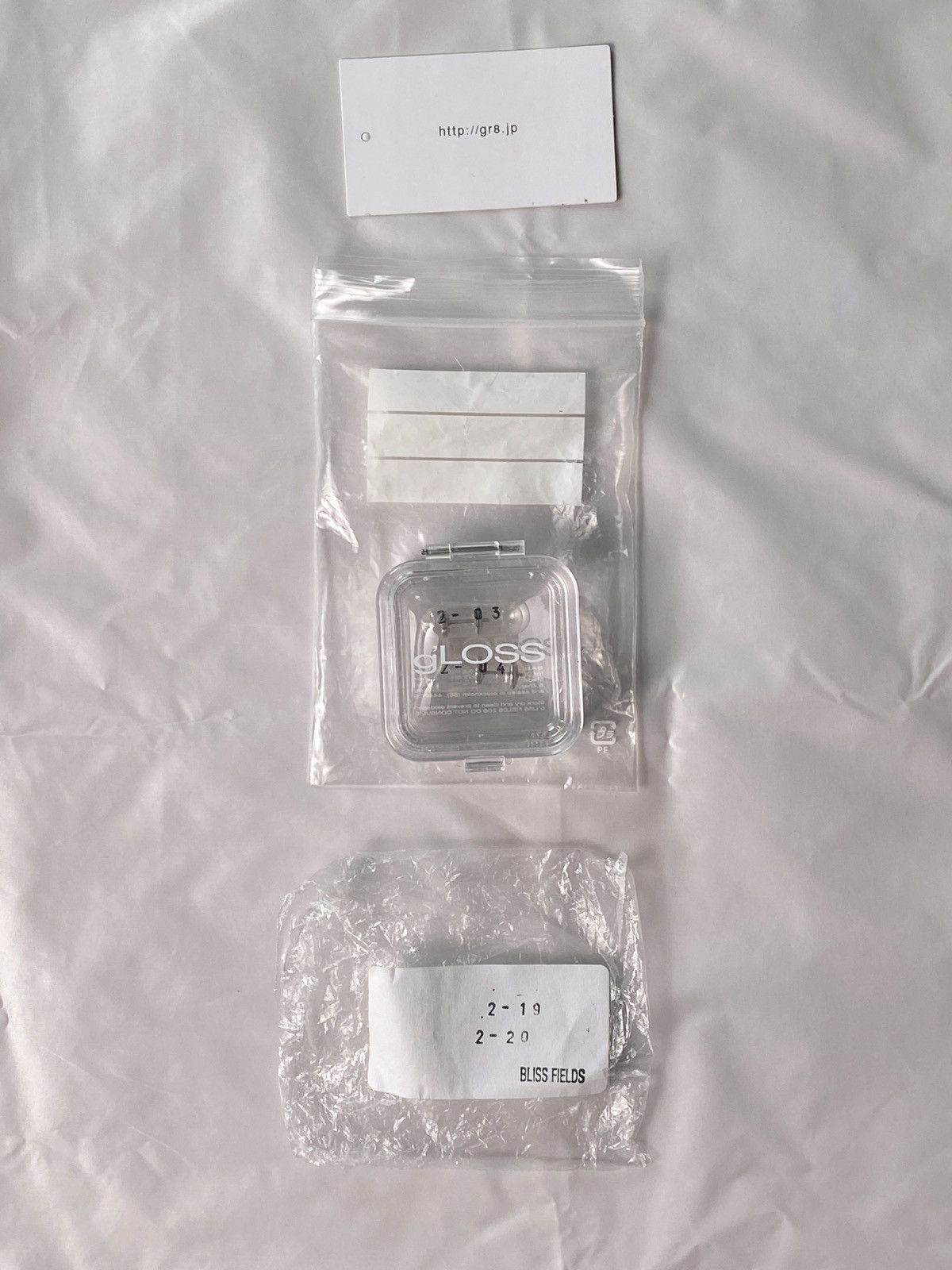 Drain Gang SEND OFFERS g'LOSS BABY LOVE PILL (v.2) Earrings Size ONE SIZE - 9 Thumbnail