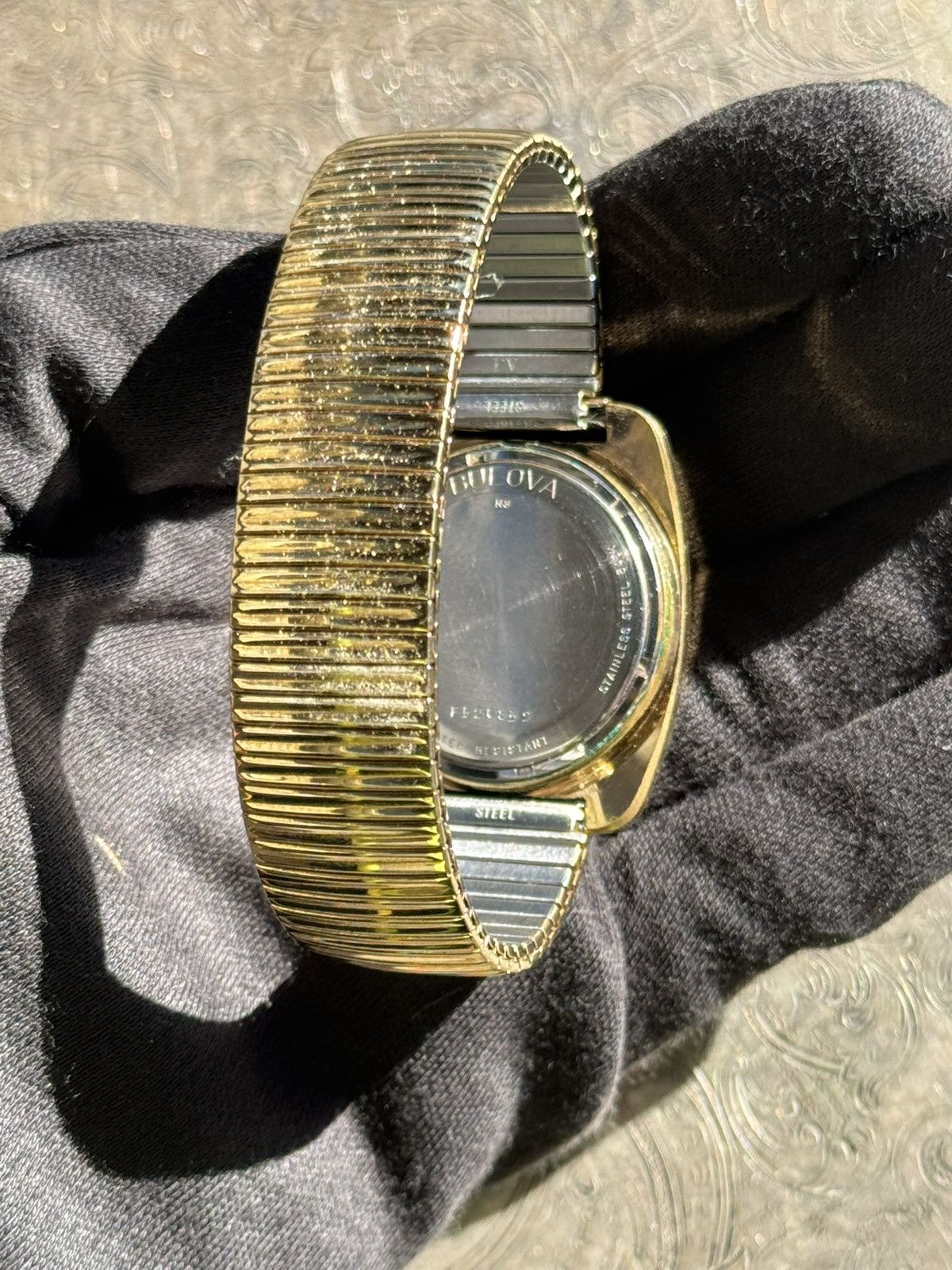 Bulova Bulova 1973 Calendial D Automatic Men's Watch Size ONE SIZE - 14 Thumbnail