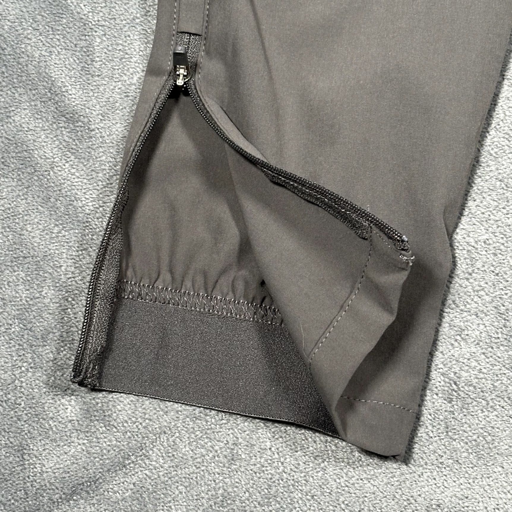 Vintage Macade Golf Pants Mens 40R Gray Slim Fit Stretch Tapered Performance Zip Hem Size US 40 / EU 56 - 5 Thumbnail