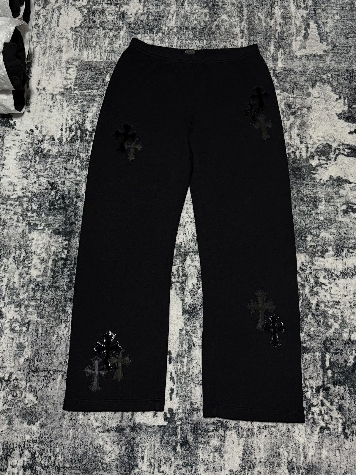 Chrome Hearts Chrome Hearts Cross Patch Sweatpants Size US 32 / EU 48 - 1 Thumbnail