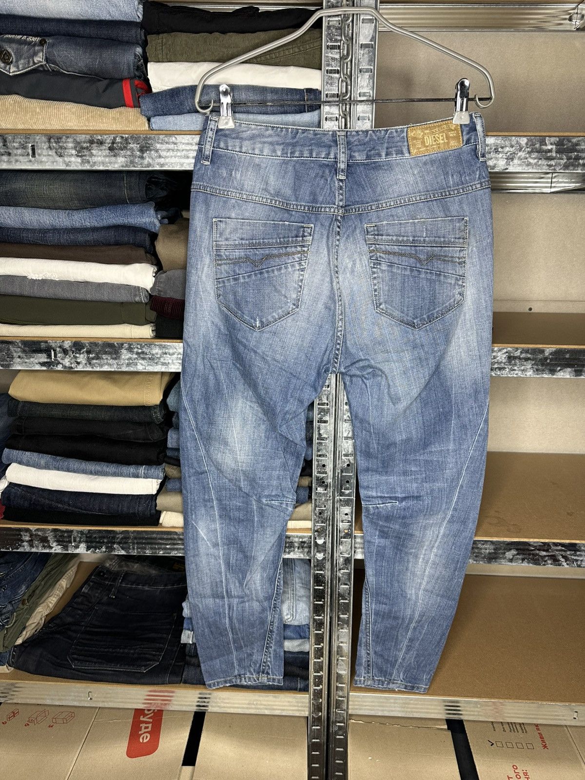 Diesel DIESEL FAYZA 26 x 32 Women’s s Denim Jeans Pants Tapered Leg Size 26" / US 2 / IT 38 - 2 Thumbnail
