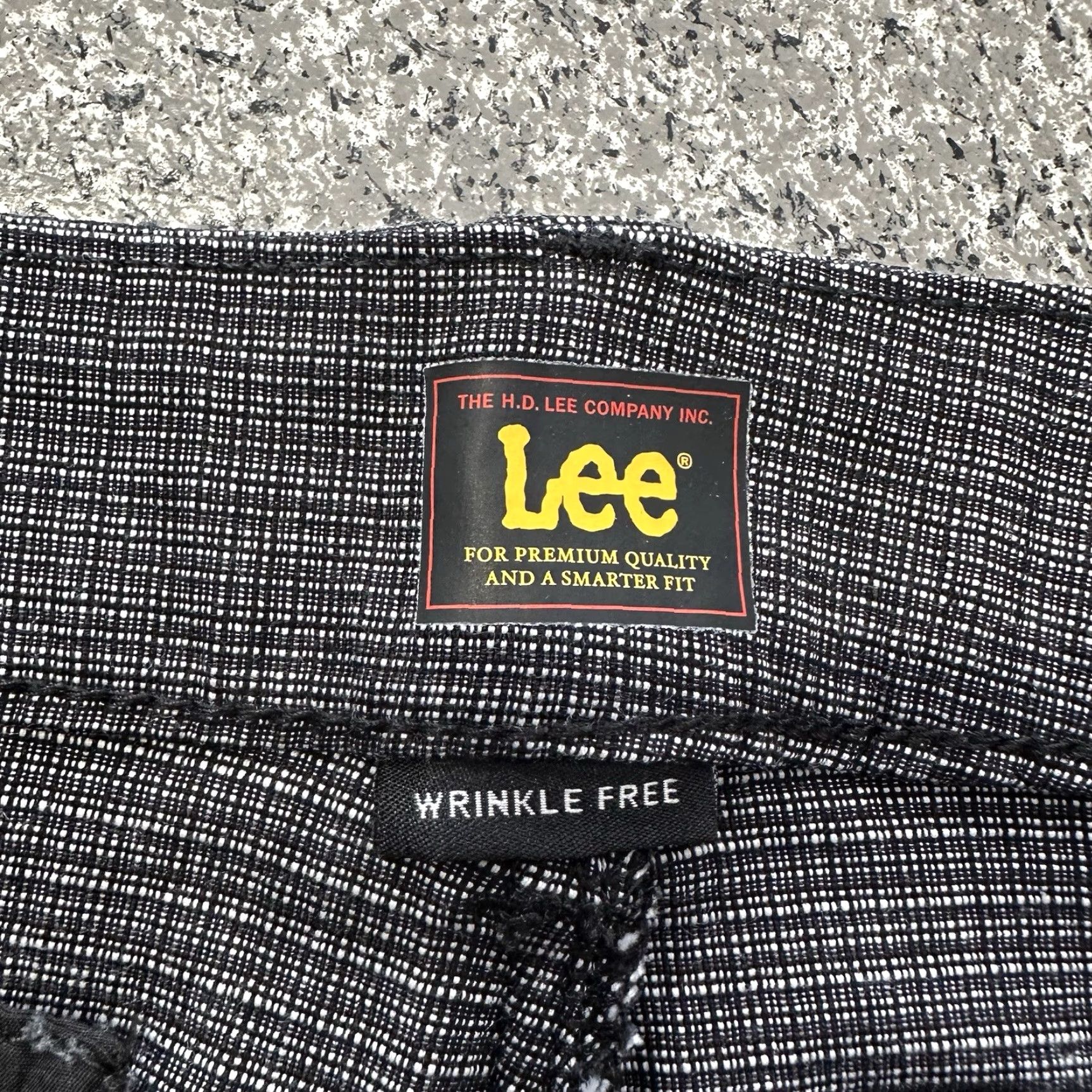 Lee Lee Pants Womens 14 33x31 Straight Mid Rise Wrinkle Free Plaid Black Stretch Pants Size 24" / US 00 / IT 34 - 4 Thumbnail