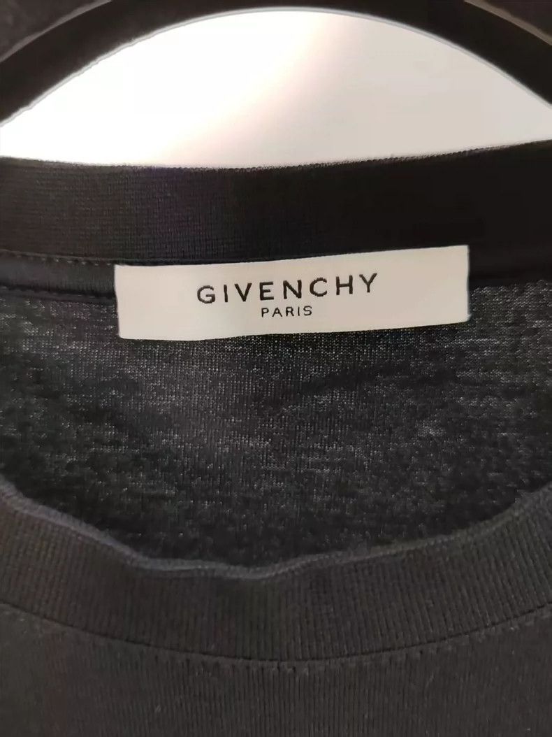 Givenchy Givenchy 4g vest short sleeve Size US XS / EU 42 / 0 - 3 Thumbnail