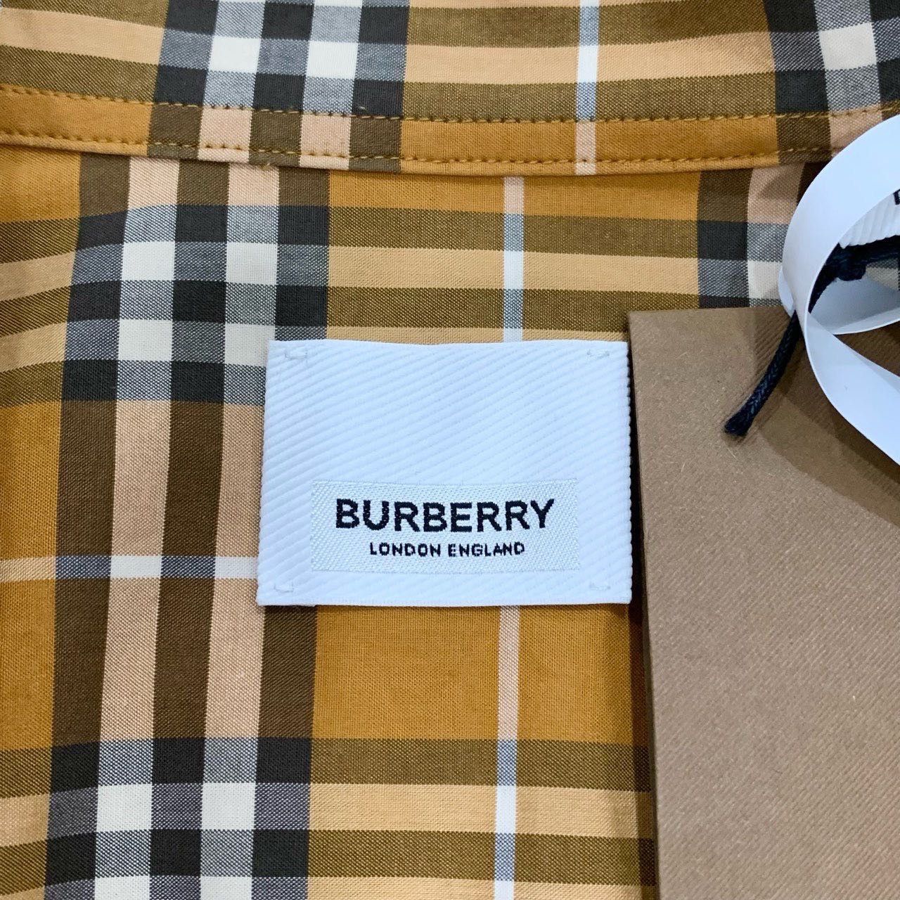 Burberry Burberry Classic Check Collared Long Sleeve Shirt K26WX Size US XS / EU 42 / 0 - 6 Thumbnail