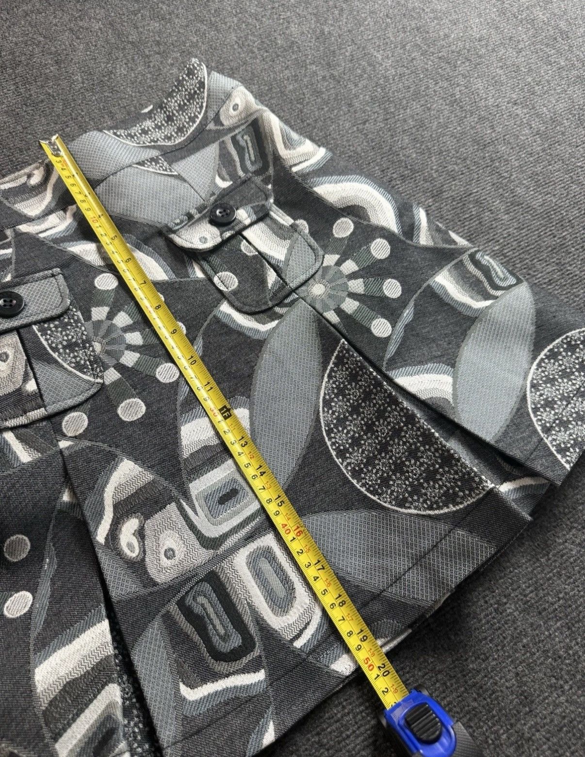 Desigual Avant Garde Desigual Abstract Patchwork Mini Skirt Cargo Y2K Size 27" / US 4 / IT 40 - 18 Thumbnail