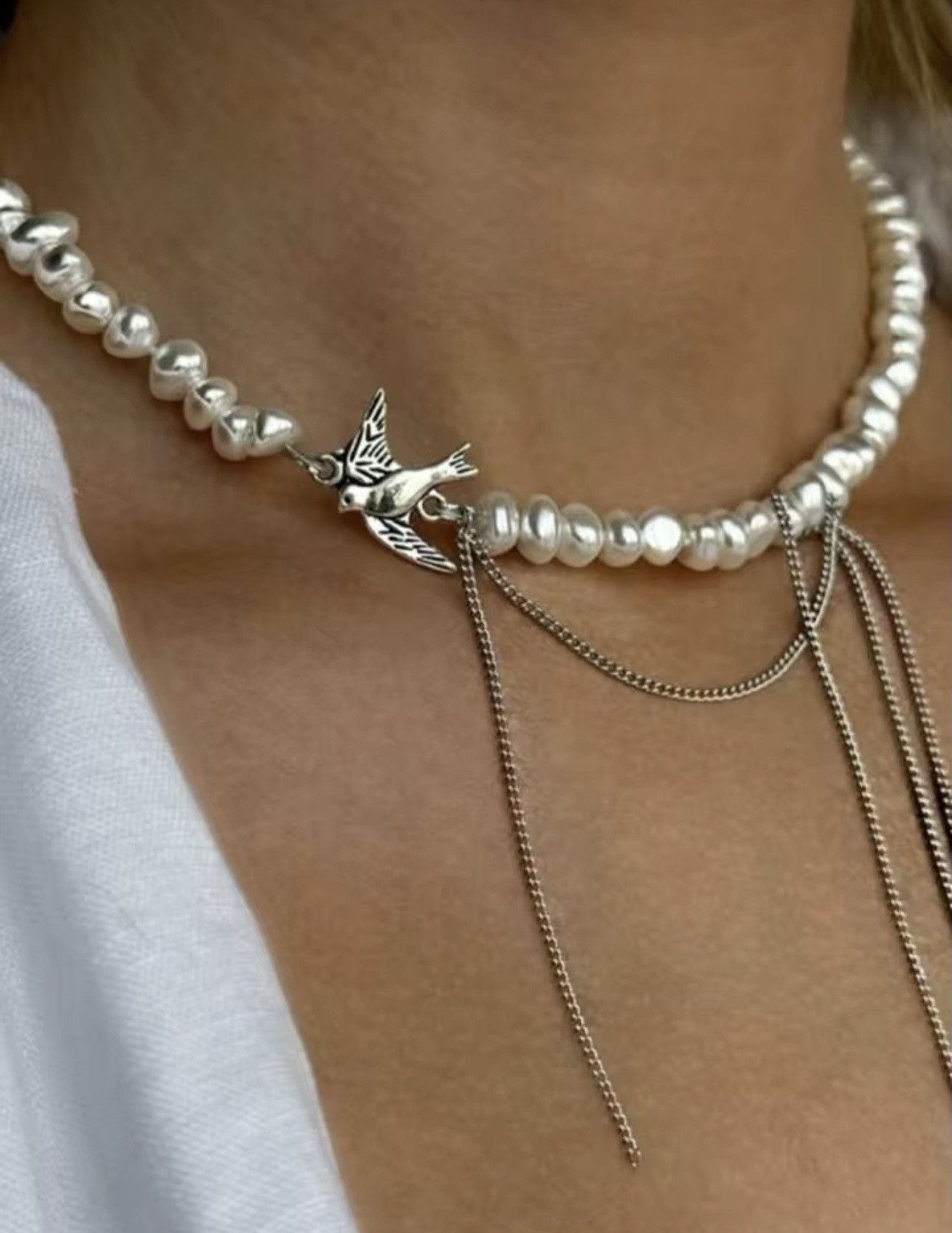 Macys Charm Hip Hop Peace Dove Tassel Pearl Beads Clavicle Chain Size ONE SIZE - 1 Thumbnail