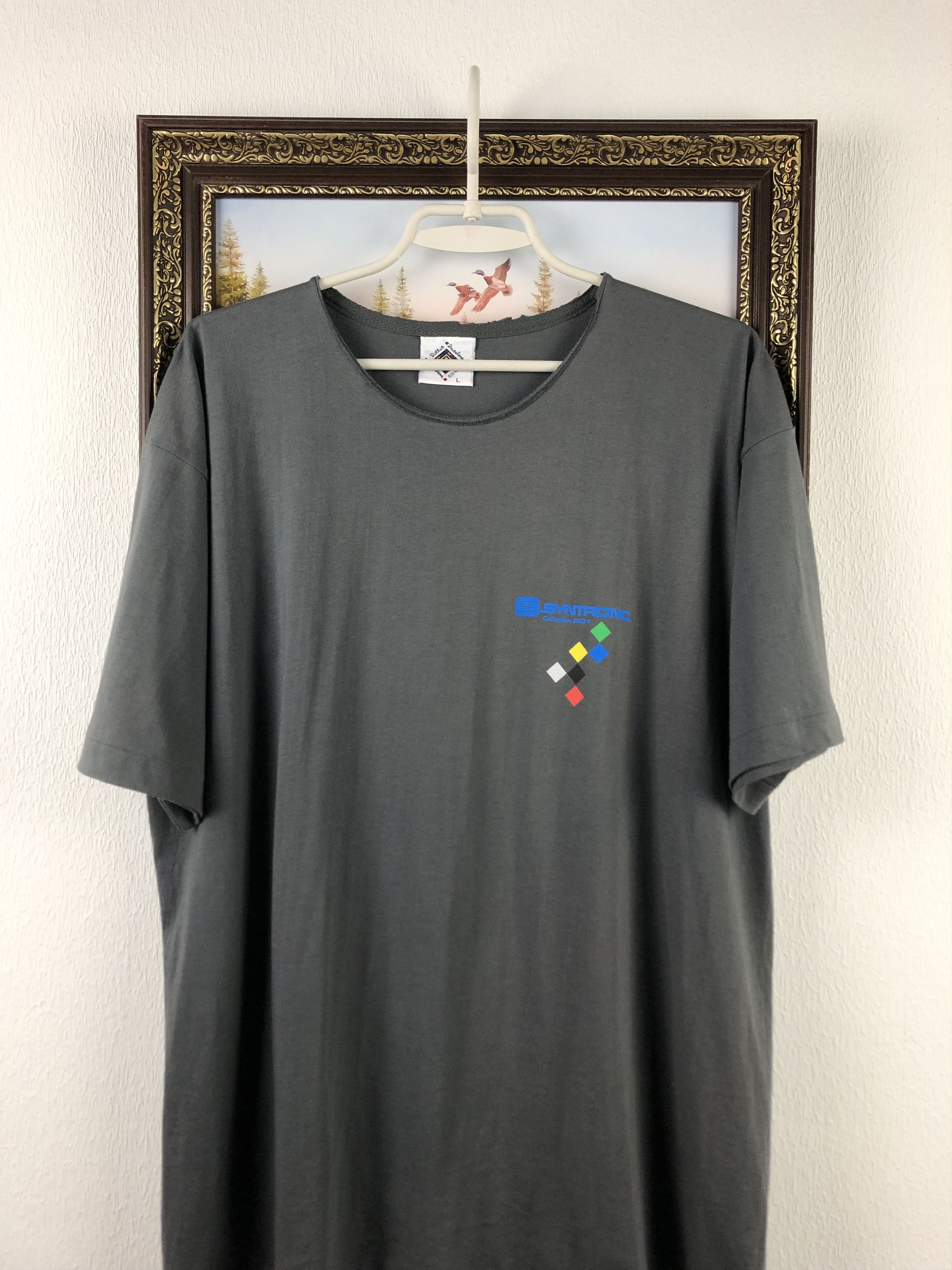 Vintage Vintage Syntronic Tee Design Technology Shirt Windows Apple Size US L / EU 52-54 / 3 - 4 Thumbnail
