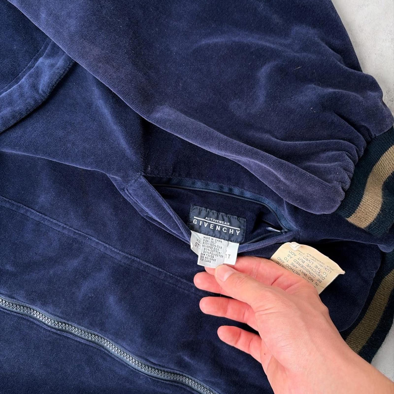 Givenchy Vintage 90’s Navy Givenchy Deadstock Silk Velour Jacket Size US XL / EU 56 / 4 - 6 Thumbnail