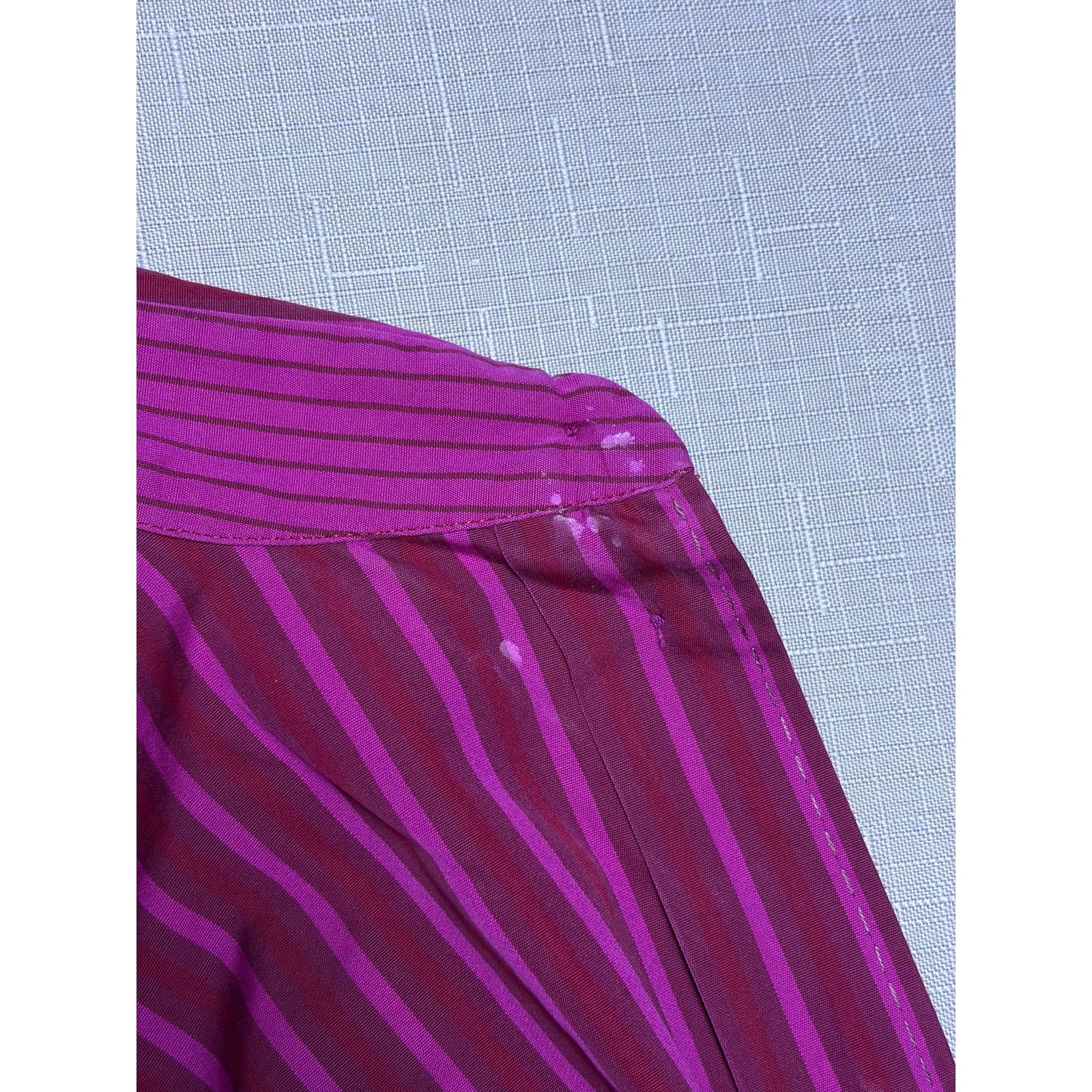 Louis Vuitton Y2K Louis Vuitton Magenta Pink and Red Button Down Blouse Size S / US 4 / IT 40 - 14 Thumbnail