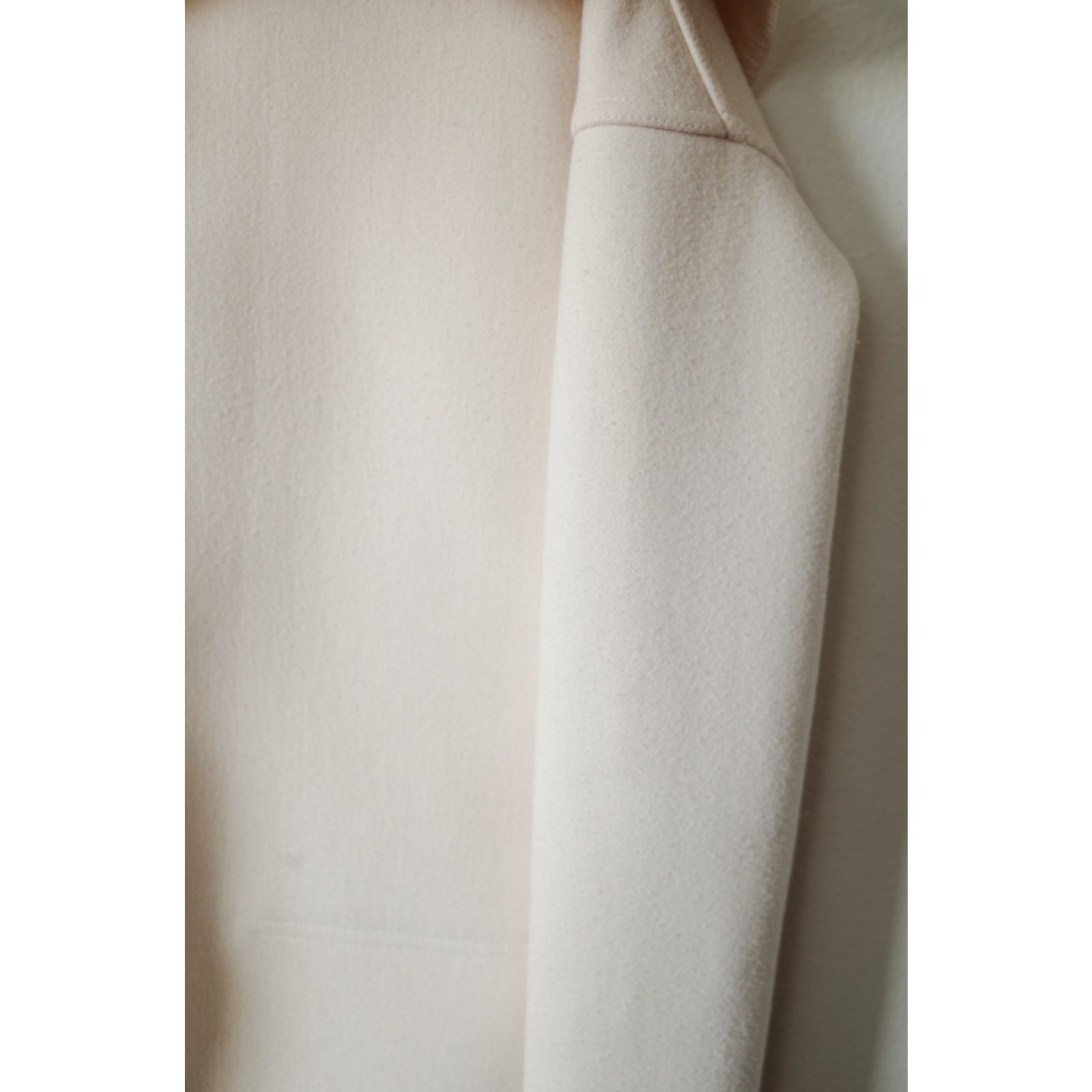 Rick Owens Rick Owens Cocoon Virgin Wool & Silk Coat in Milk US 6 IT 40 Size M / US 6-8 / IT 42-44 - 9 Thumbnail