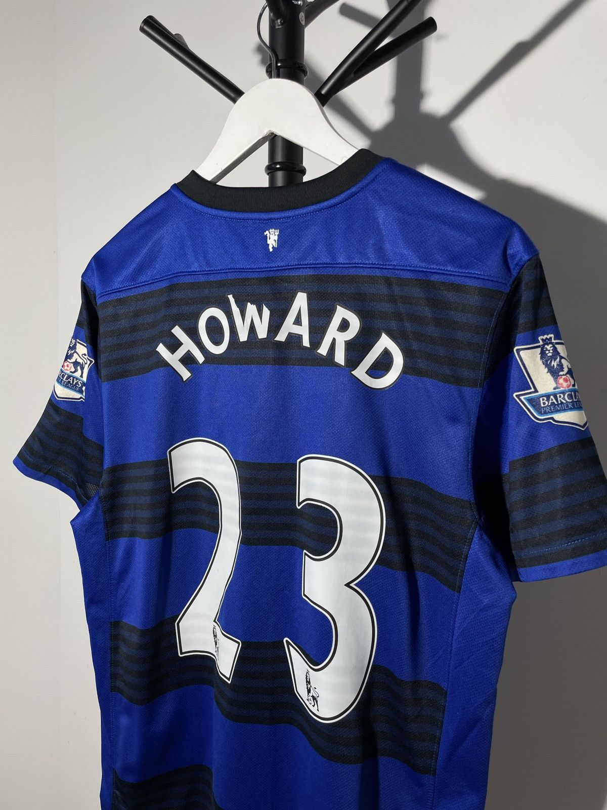 Nike 23# Howard Manchester United Nike Soccer Jersey Football Size US M / EU 48-50 / 2 - 16 Thumbnail