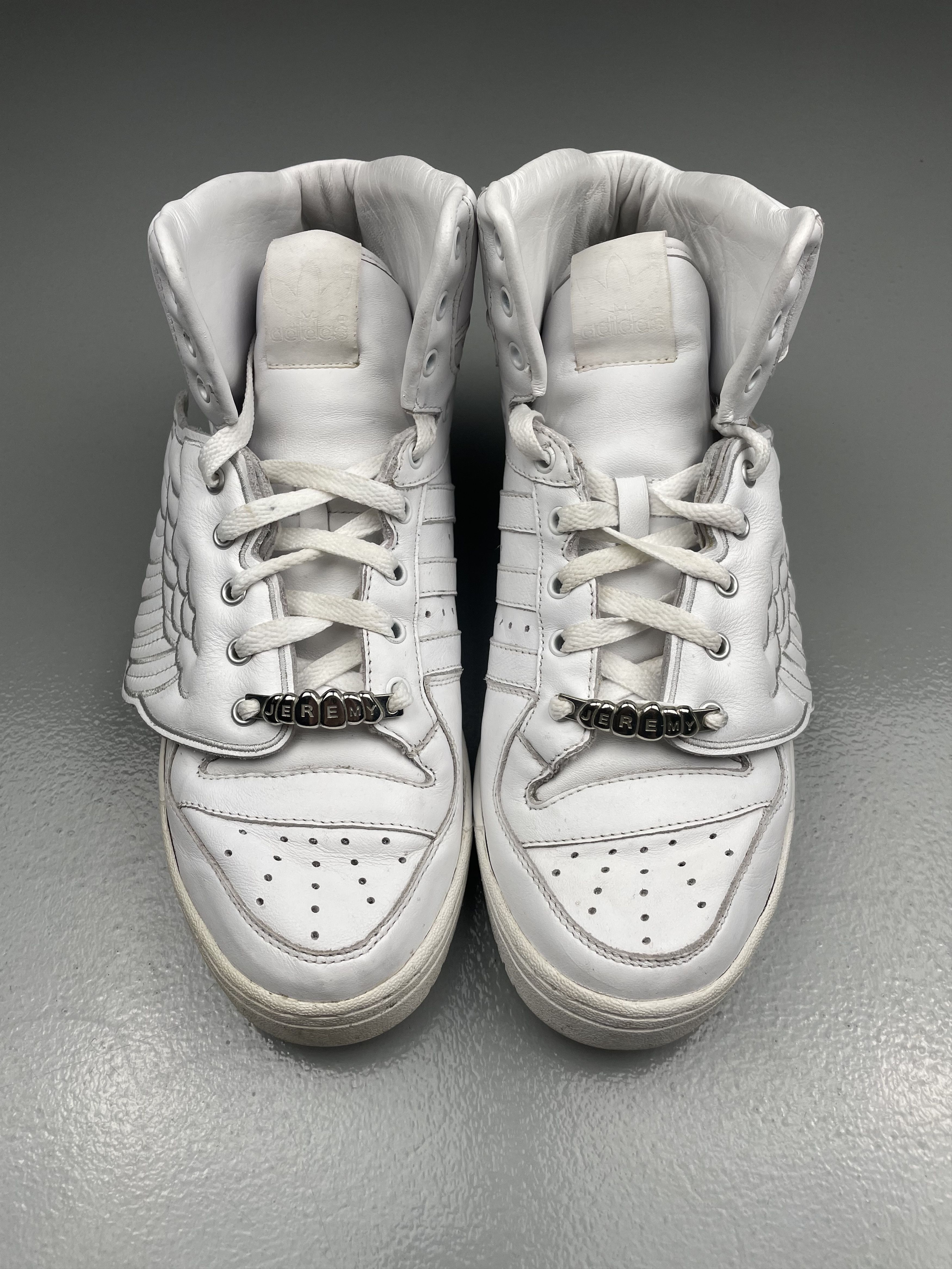 Adidas × Jeremy Scott adidas X Jeremy Scott 2009 JS Wings (white/silver) Size US 10 / EU 43 - 5 Thumbnail