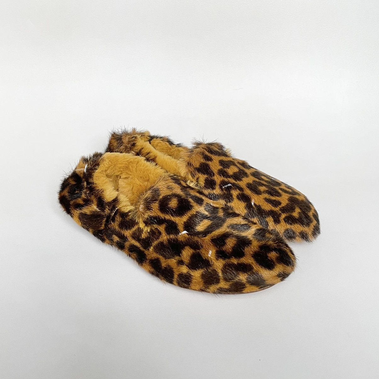 Maison Margiela ‘Cheetah Print’ Pony Hair Ballet Flats Size US 6 / IT 36 - 4 Thumbnail