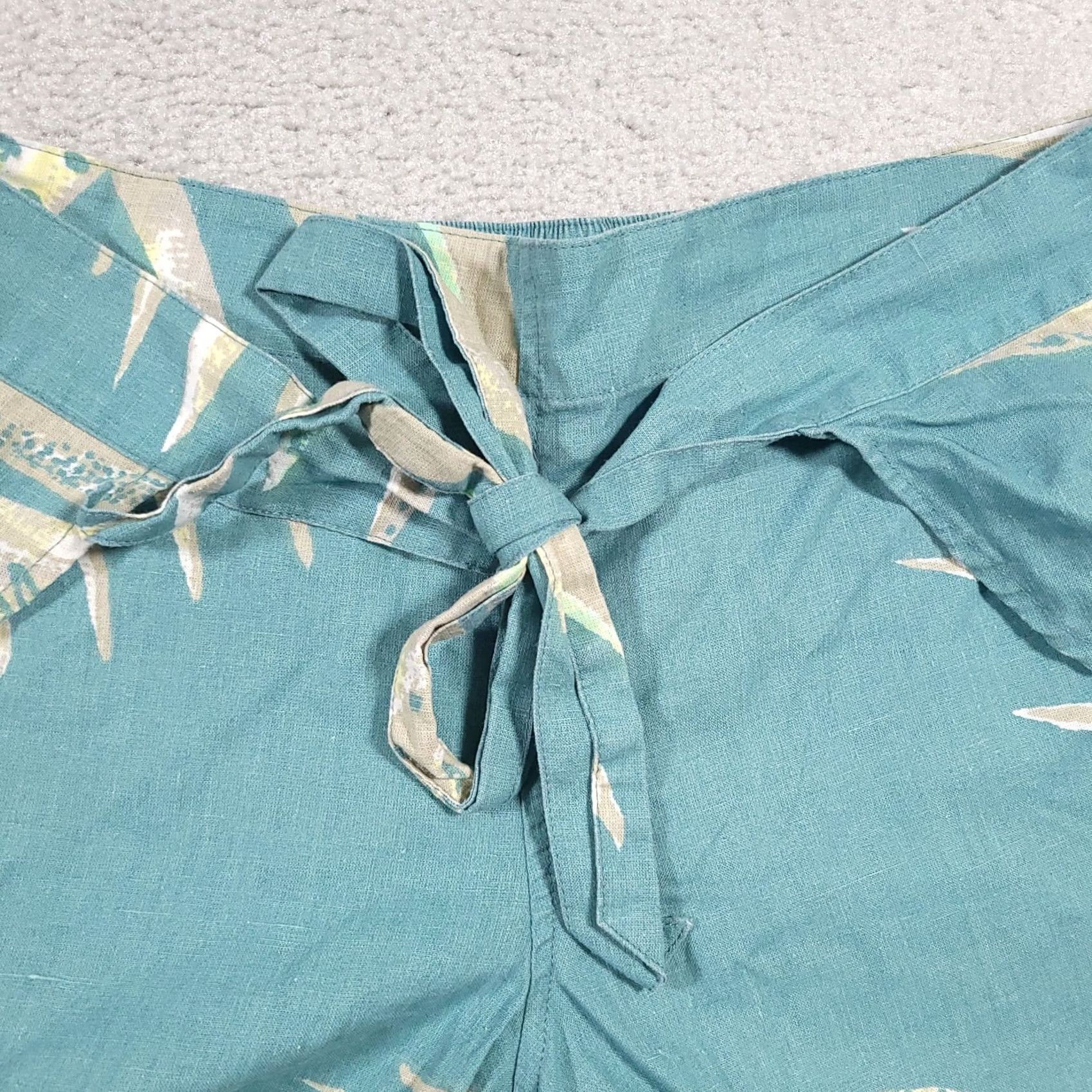 Patagonia Patagonia Shorts Women’s XS Blue Island Hemp Blend Tie Waist Tropical Palm Leaf Aloha Classic Size 26" / US 2 / IT 38 - 3 Thumbnail