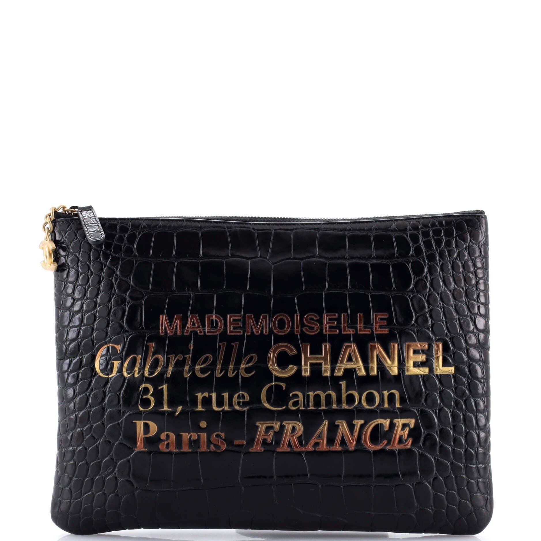 Chanel Signature O Case Pouch Size ONE SIZE - 1 Thumbnail
