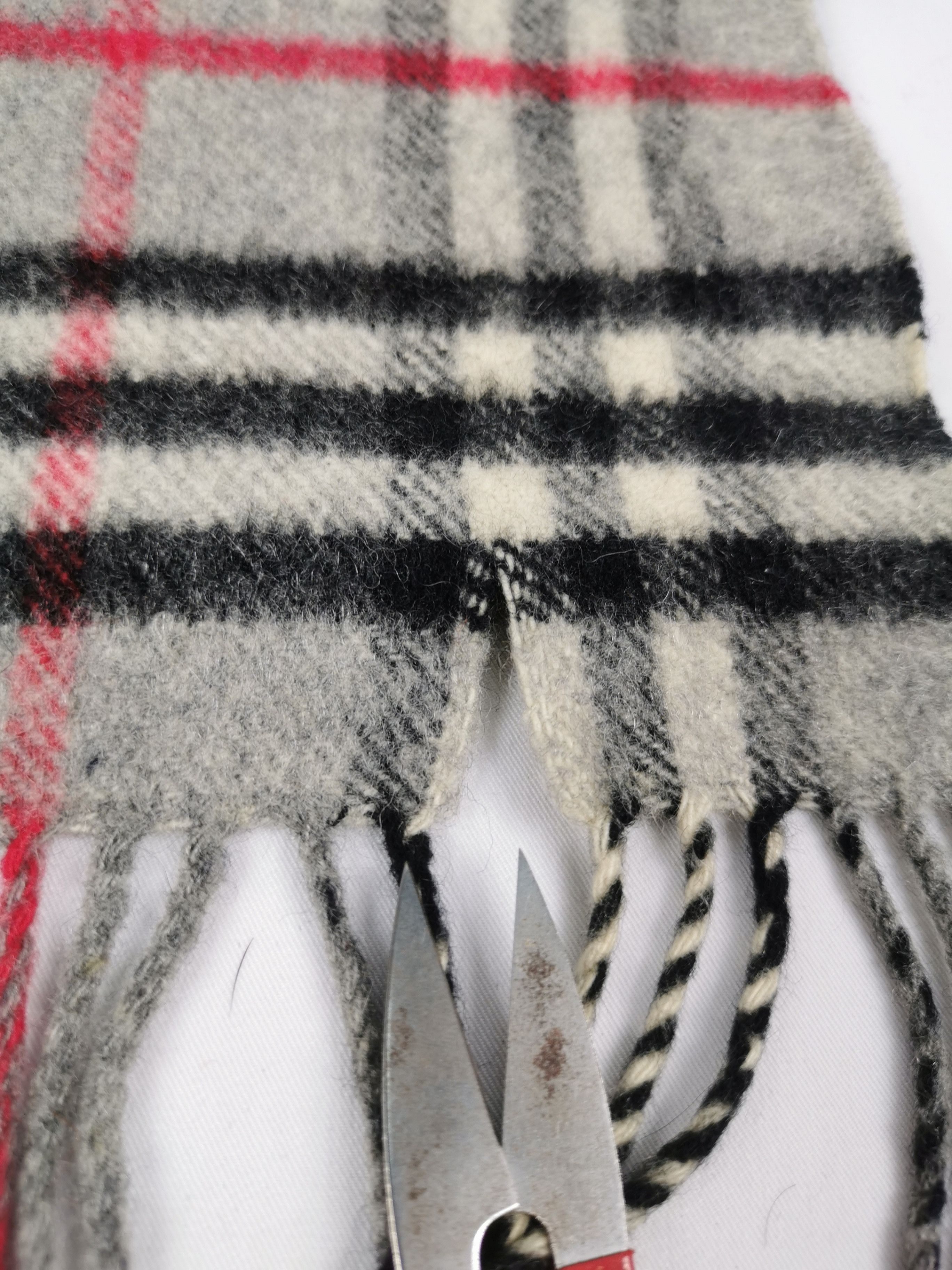 Burberry Burberry cashmere scarf muffler Size ONE SIZE - 6 Thumbnail