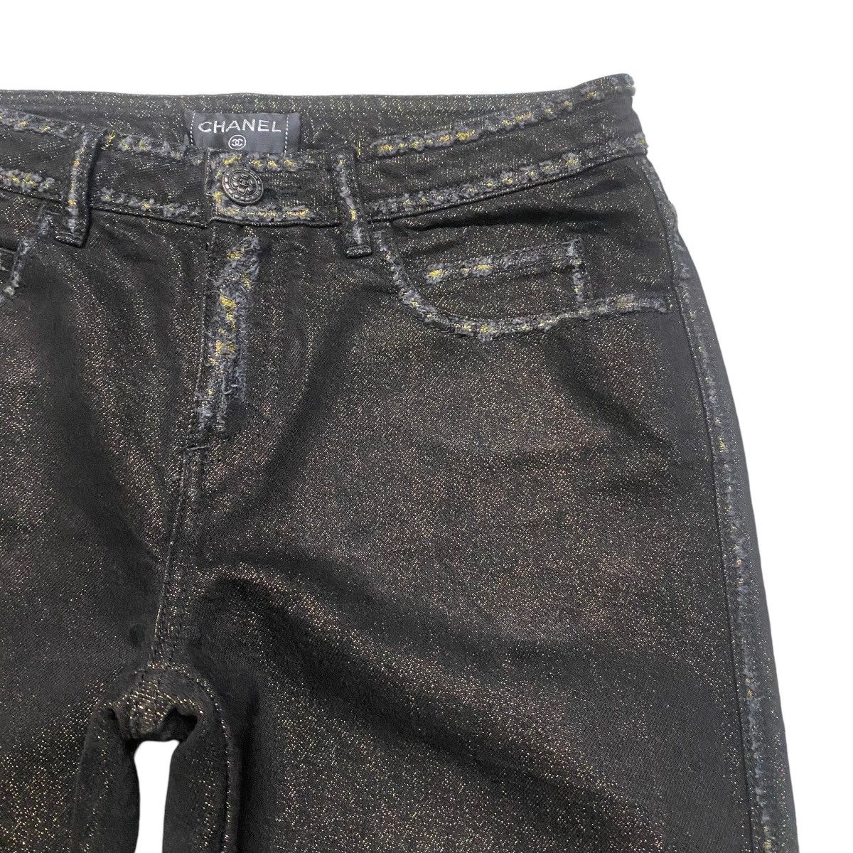 Chanel Chanel Noir Black&Gold Logo Pocket Denim Jeans Size 28" / US 6 / IT 42 - 8 Thumbnail