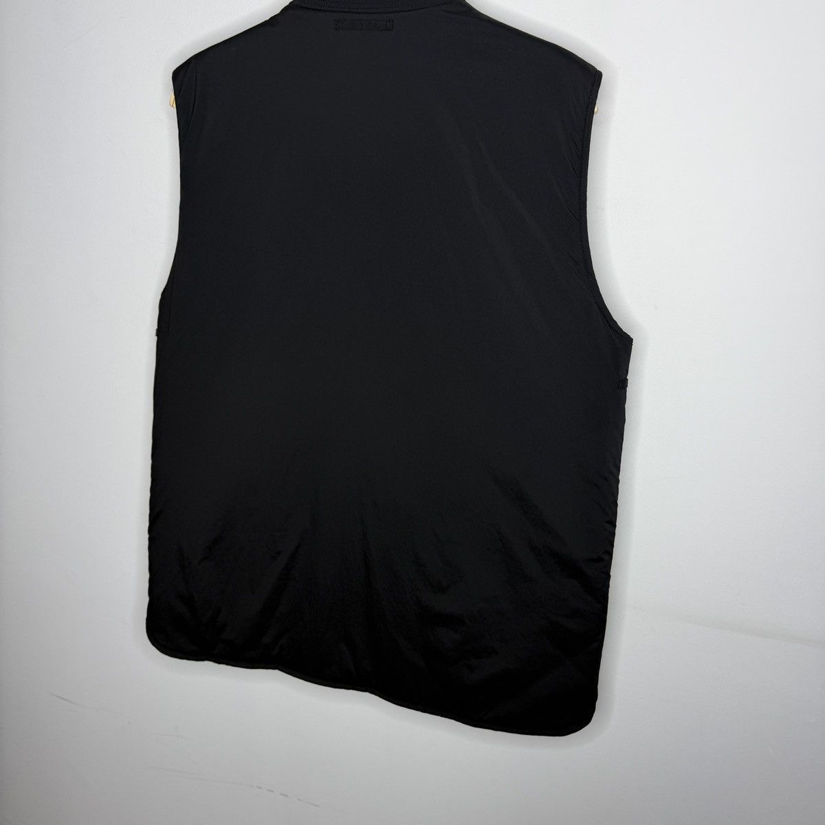 Burberry Mens Burberry Brit Black Vest rare Black Logo Size US L / EU 52-54 / 3 - 12 Thumbnail