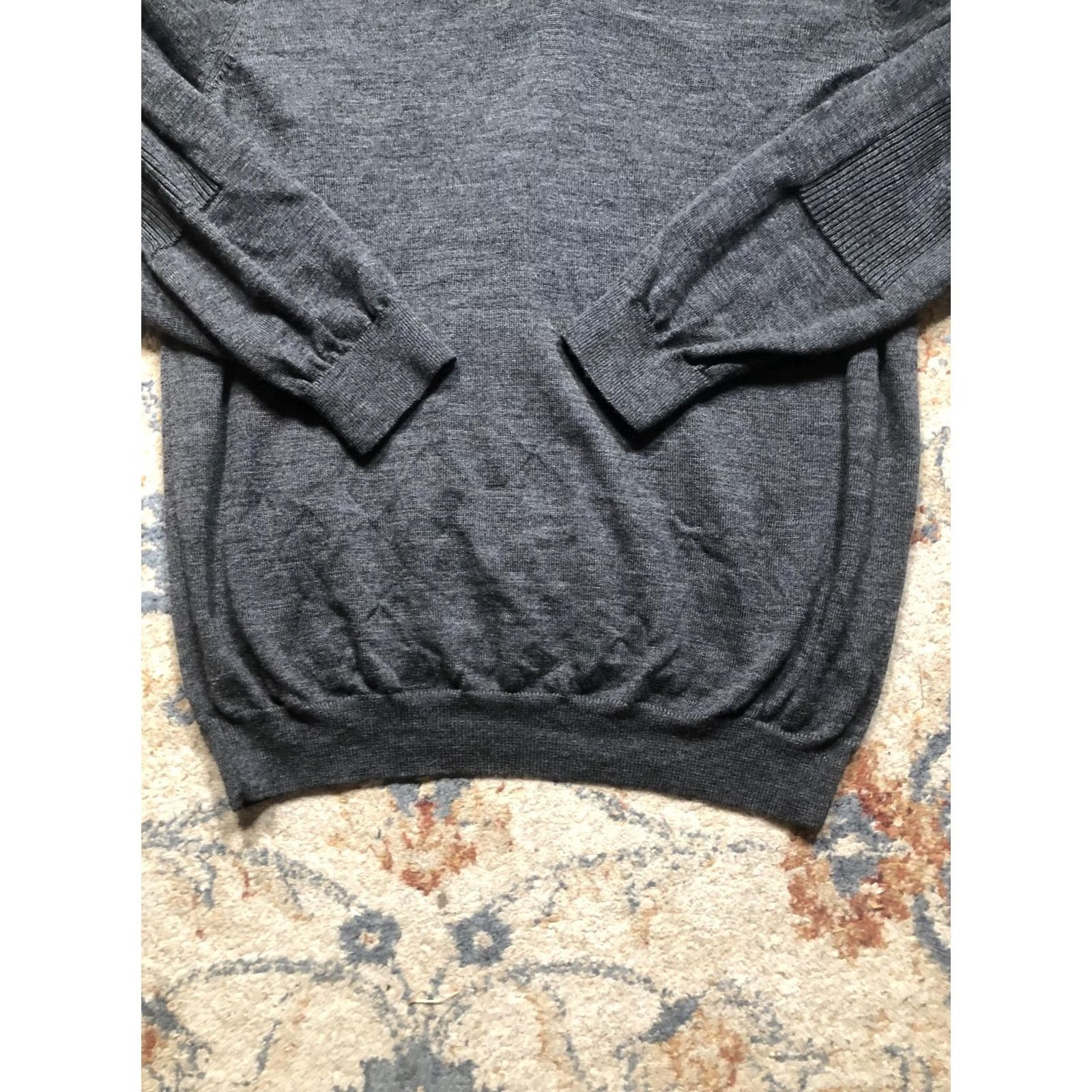 Vintage VINTAGE L.L.Bean Sweater Mens L Gray 100% Merino Wool V-Neck Pullover Knit Trim Size US L / EU 52-54 / 3 - 5 Thumbnail